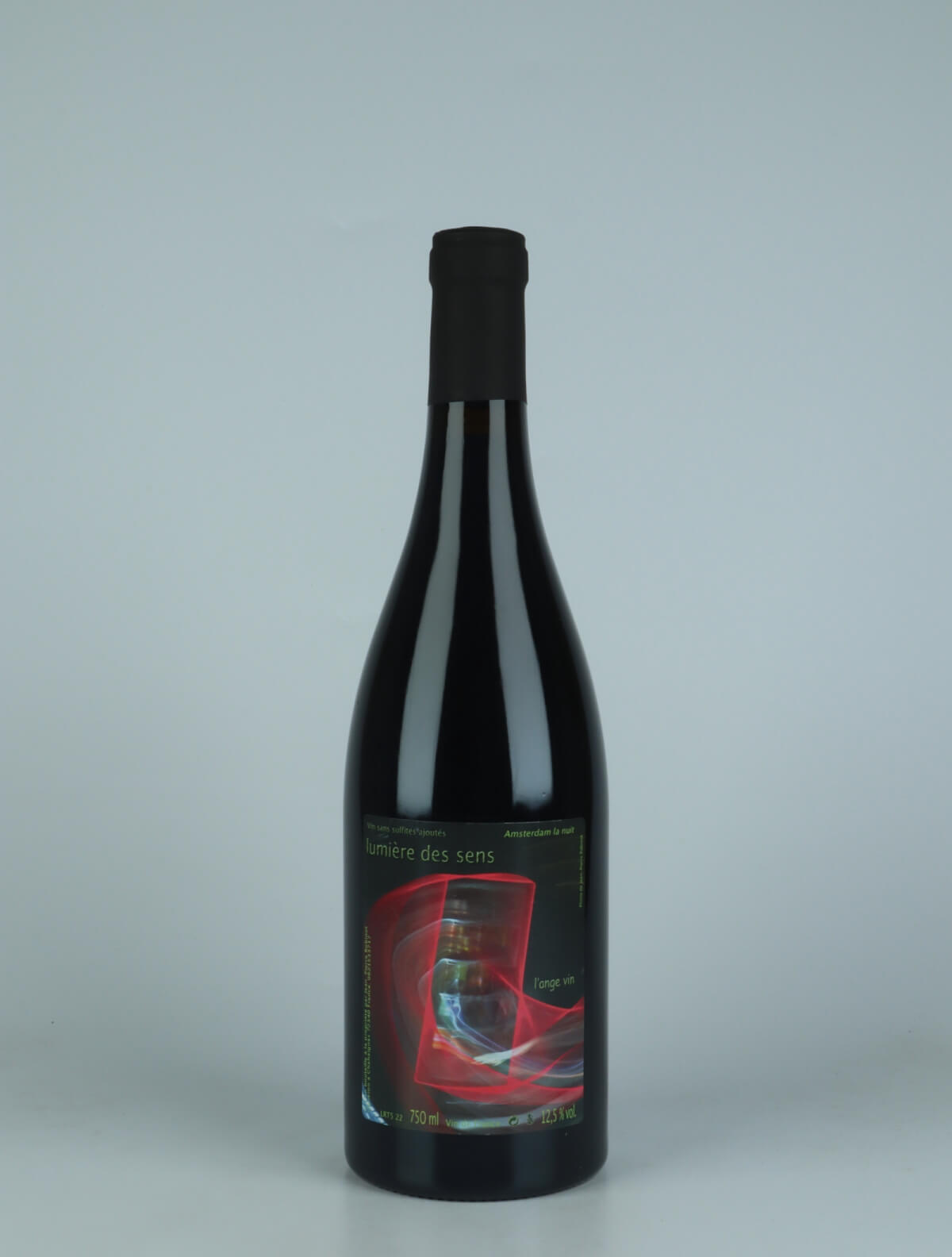 A bottle 2022 Lumière des Sens Red wine from Jean-Pierre Robinot, Loire in France
