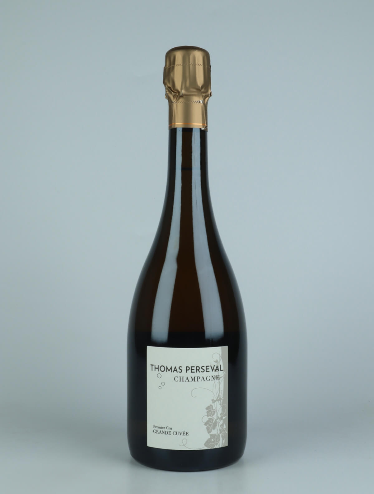En flaske 2013 Chamery 1. Cru - Grande Cuvée Mousserende fra Thomas Perseval, Champagne i Frankrig