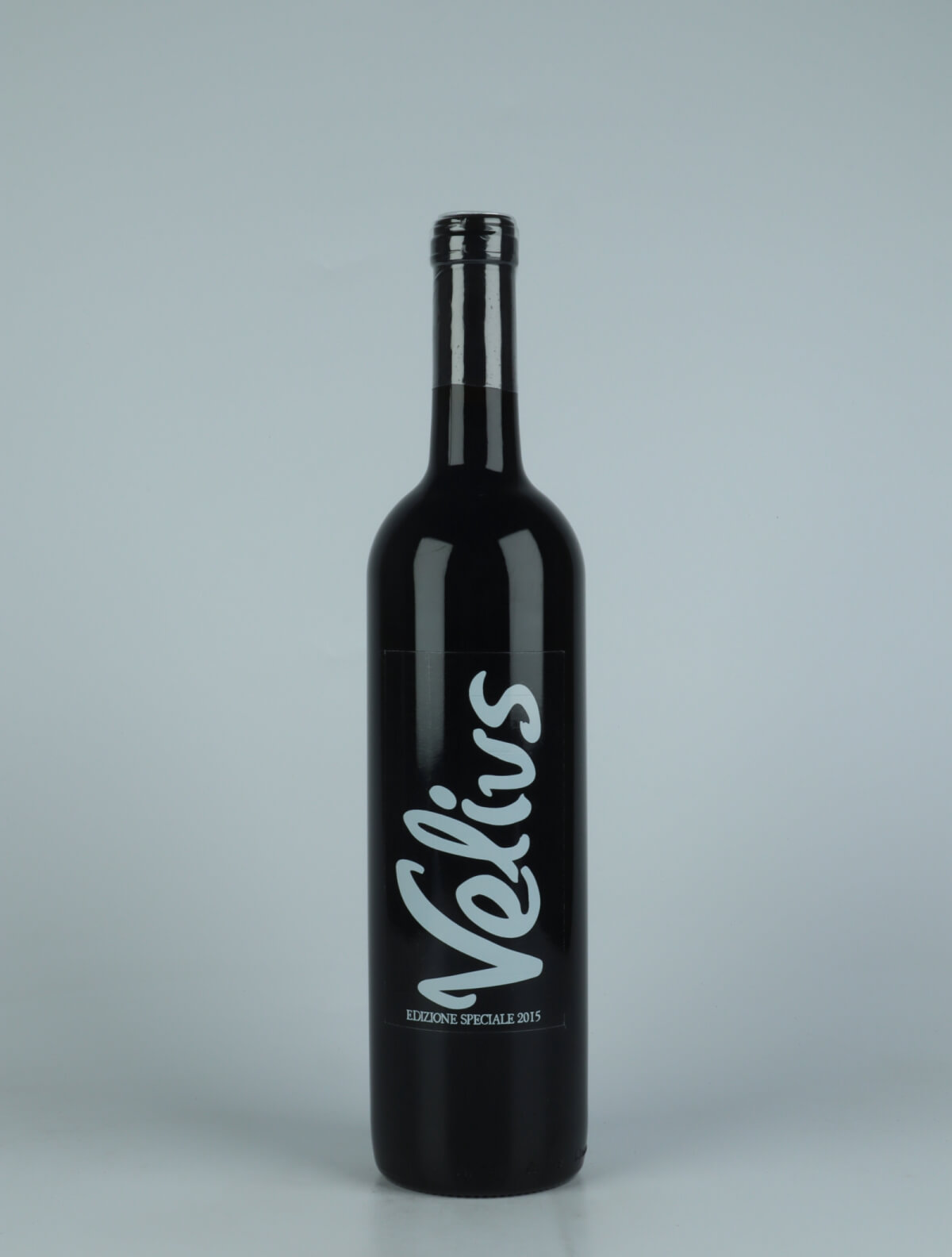 A bottle 2015 Velius - Rosso Asciutto Red wine from Podere Pradarolo, Emilia-Romagna in Italy