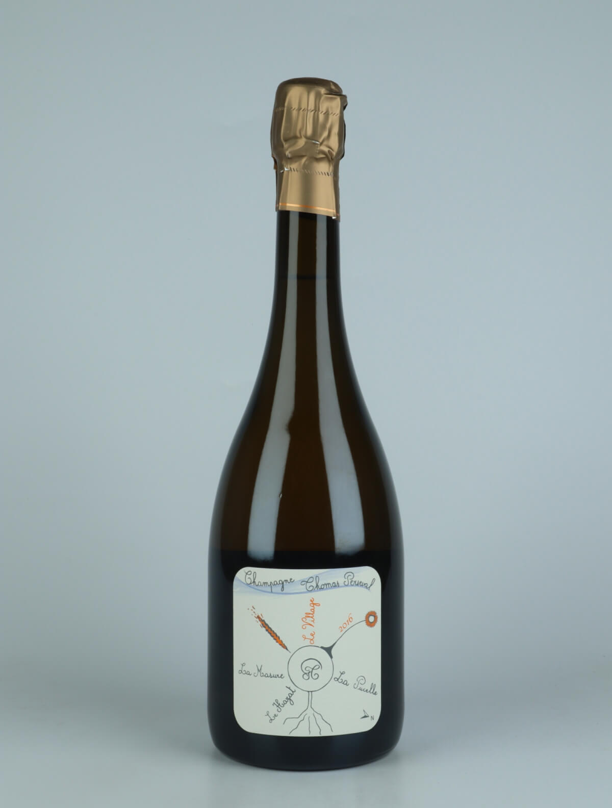 En flaske 2016 Chamery 1. Cru - Le Village Mousserende fra Thomas Perseval, Champagne i Frankrig