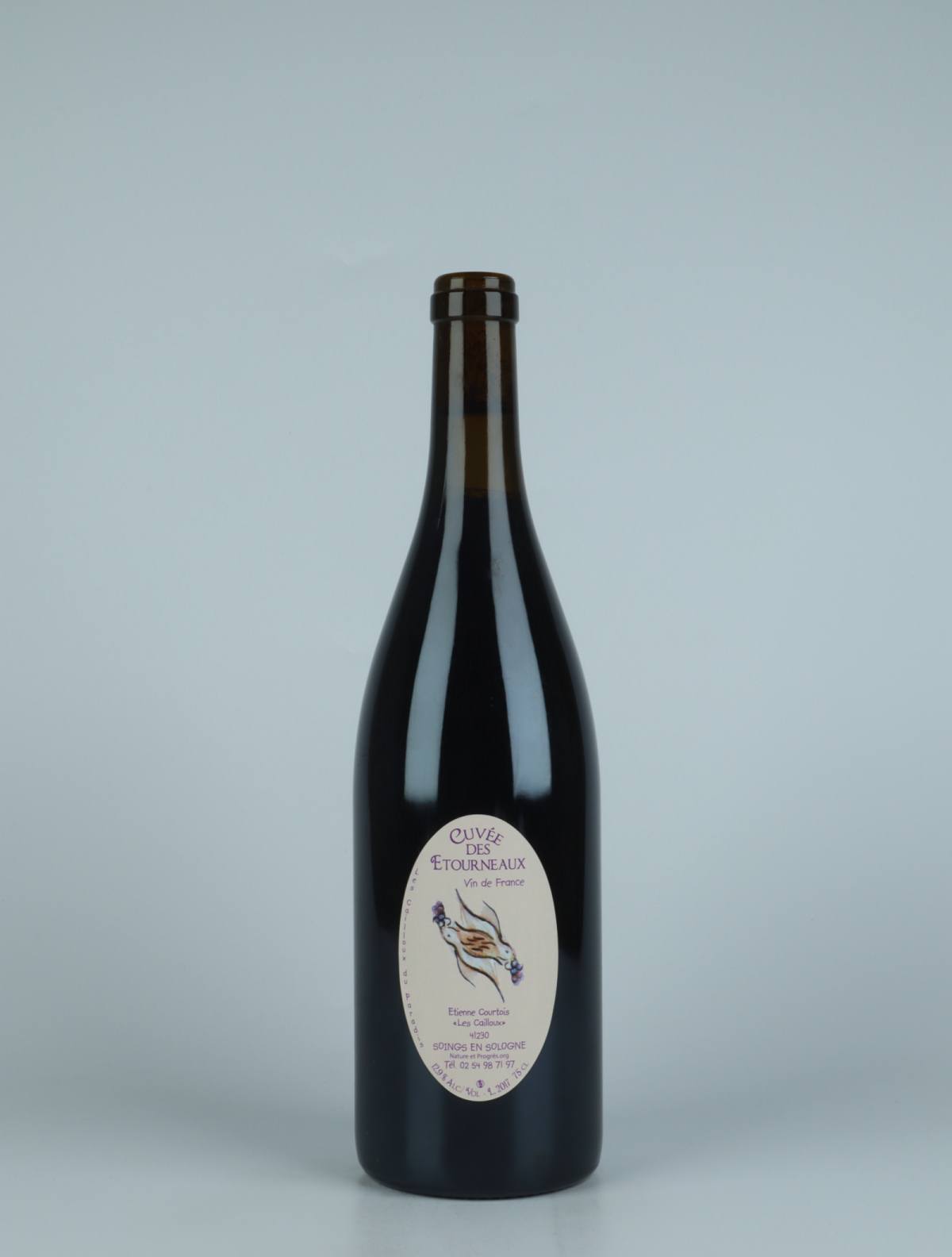 En flaske 2017 Cuvée des Etourneaux Rødvin fra Etienne Courtois, Loire i Frankrig
