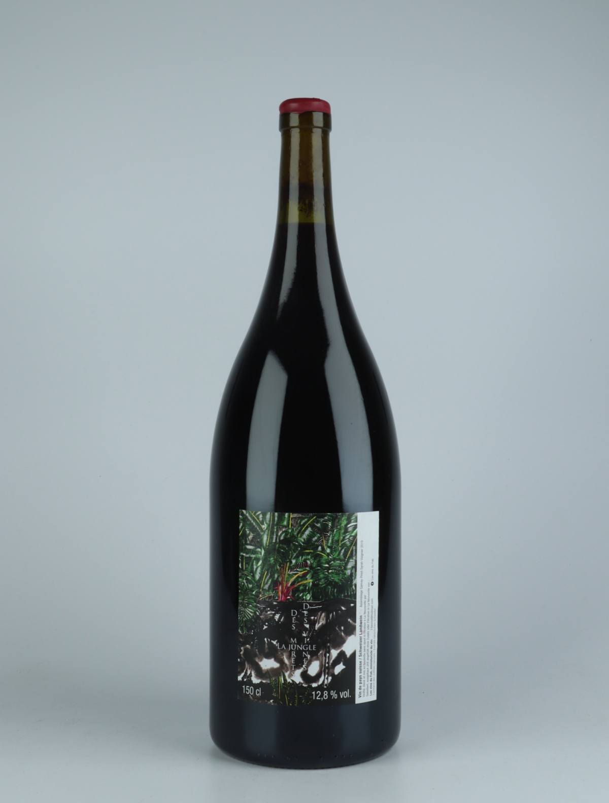 En flaske 2019 Des Murets, des Vignes, la Jungle Rødvin fra Les Vins du Fab, Neuchâtel i Schweiz