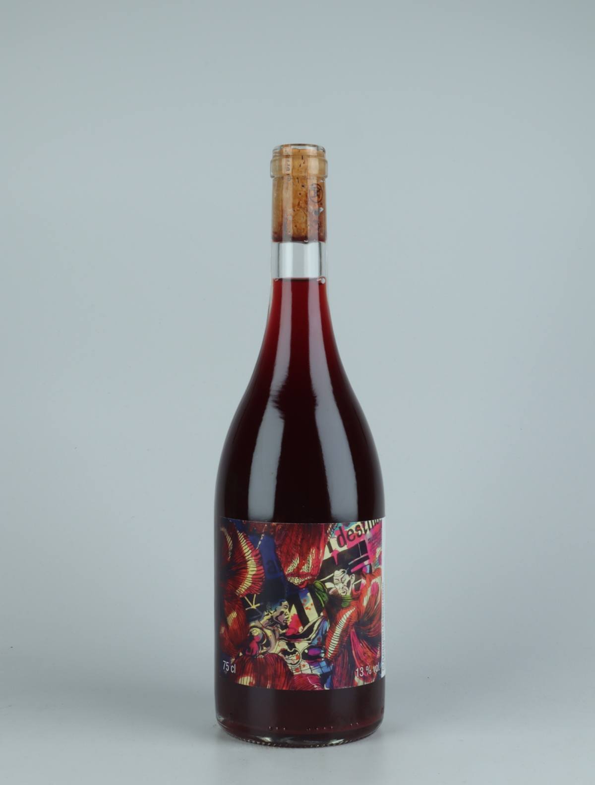 En flaske 2019 Pinot Noir Rødvin fra Les Vins du Fab, Neuchâtel i Schweiz