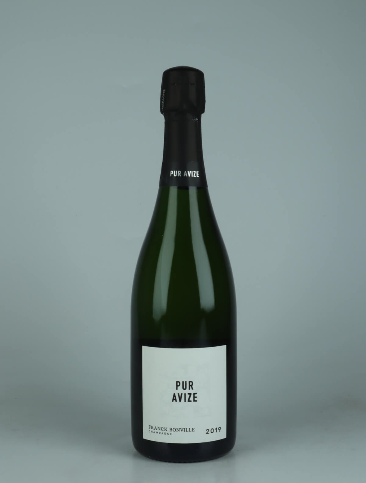 A bottle 2019 Pur Avize - Extra Brut - Grand Cru - Blanc de Blancs Sparkling from Franck Bonville, Champagne in France