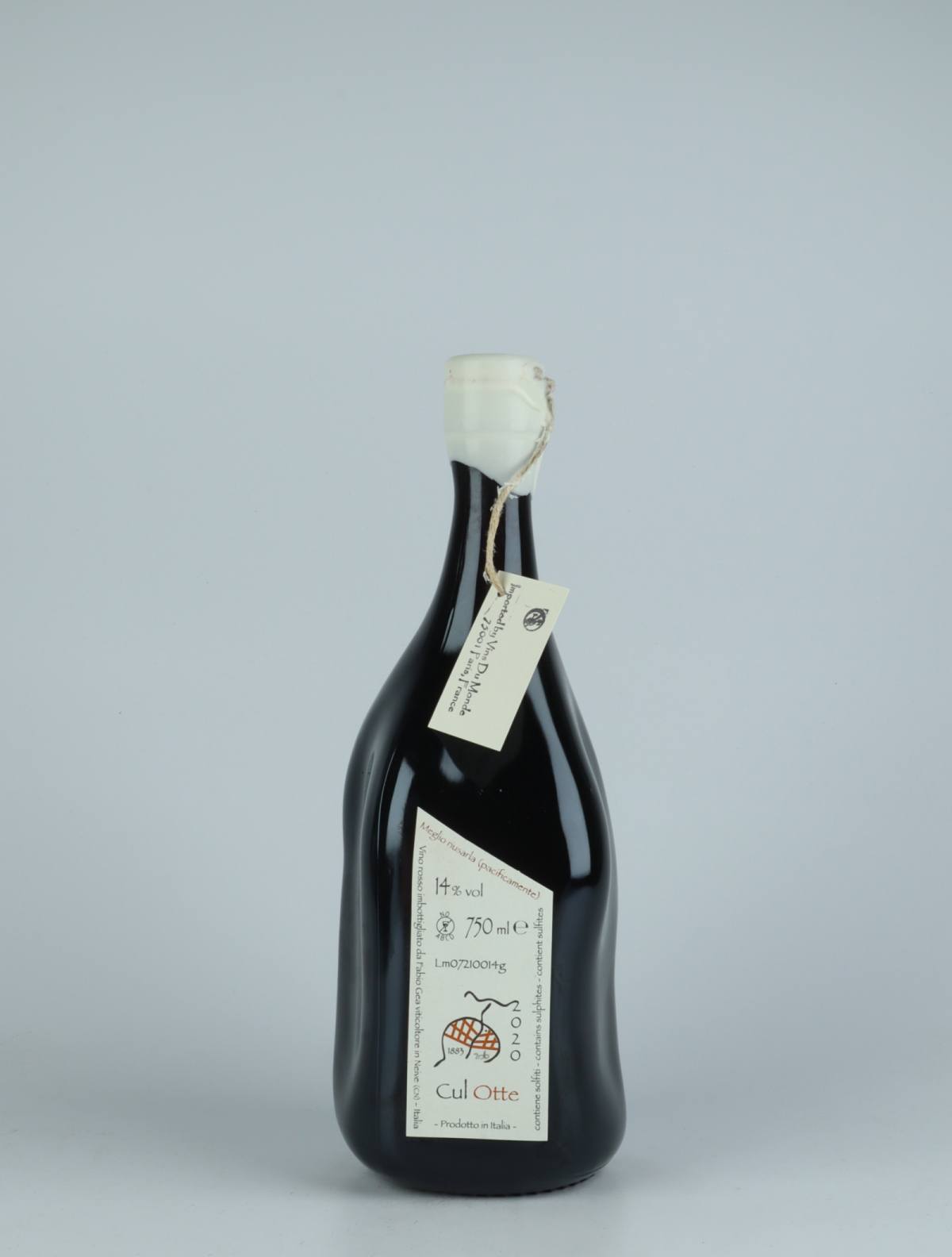 En flaske 2020 Cul Otte Rødvin fra Fabio Gea, Piemonte i Italien