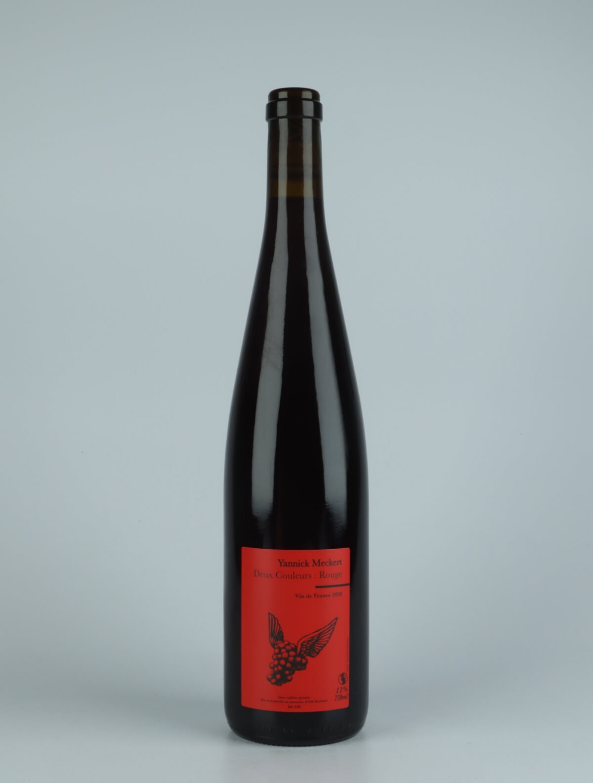En flaske 2020 Deux Couleurs Rouge Rødvin fra Yannick Meckert, Alsace i Frankrig