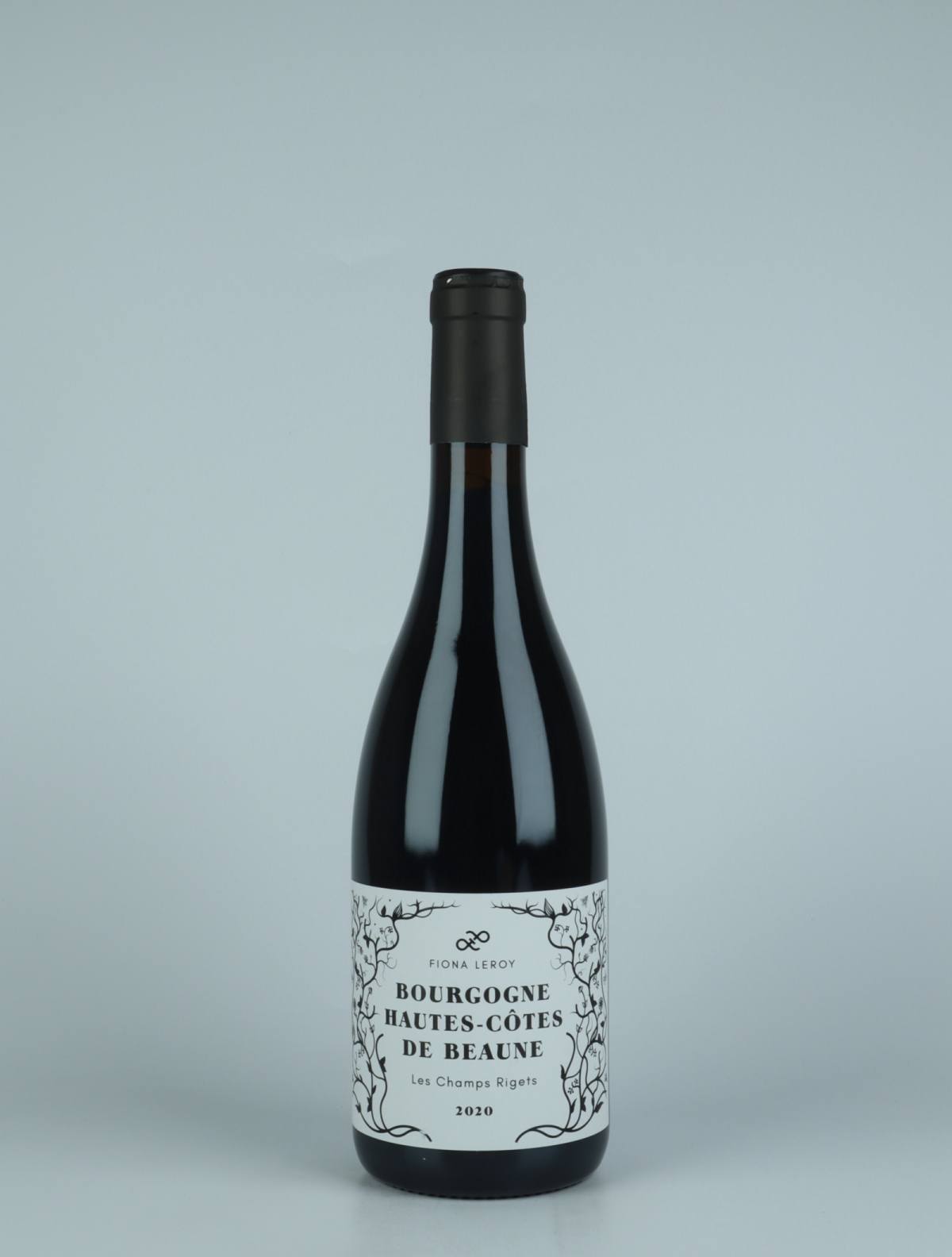 En flaske 2020 Hautes Côtes de Beaune Rouge - Les Champs Riget Rødvin fra Fiona Leroy, Bourgogne i Frankrig