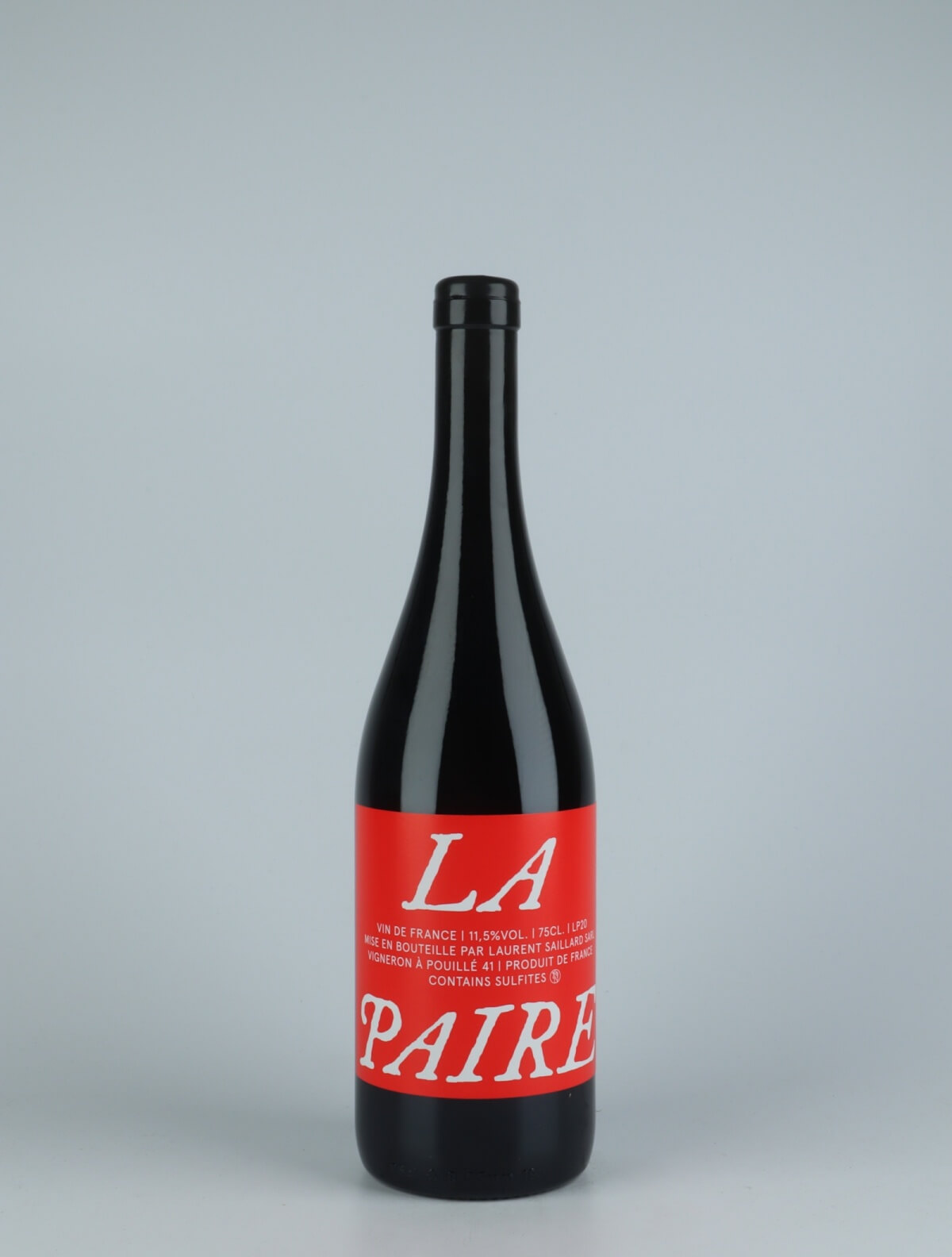 A bottle 2020 La Paire Red wine from Laurent Saillard, Loire in France