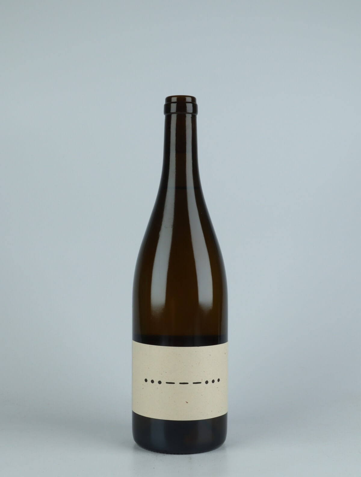 A bottle 2020 S.O.S Weiss White wine from Konni & Evi, Saale-Unstrut in Germany