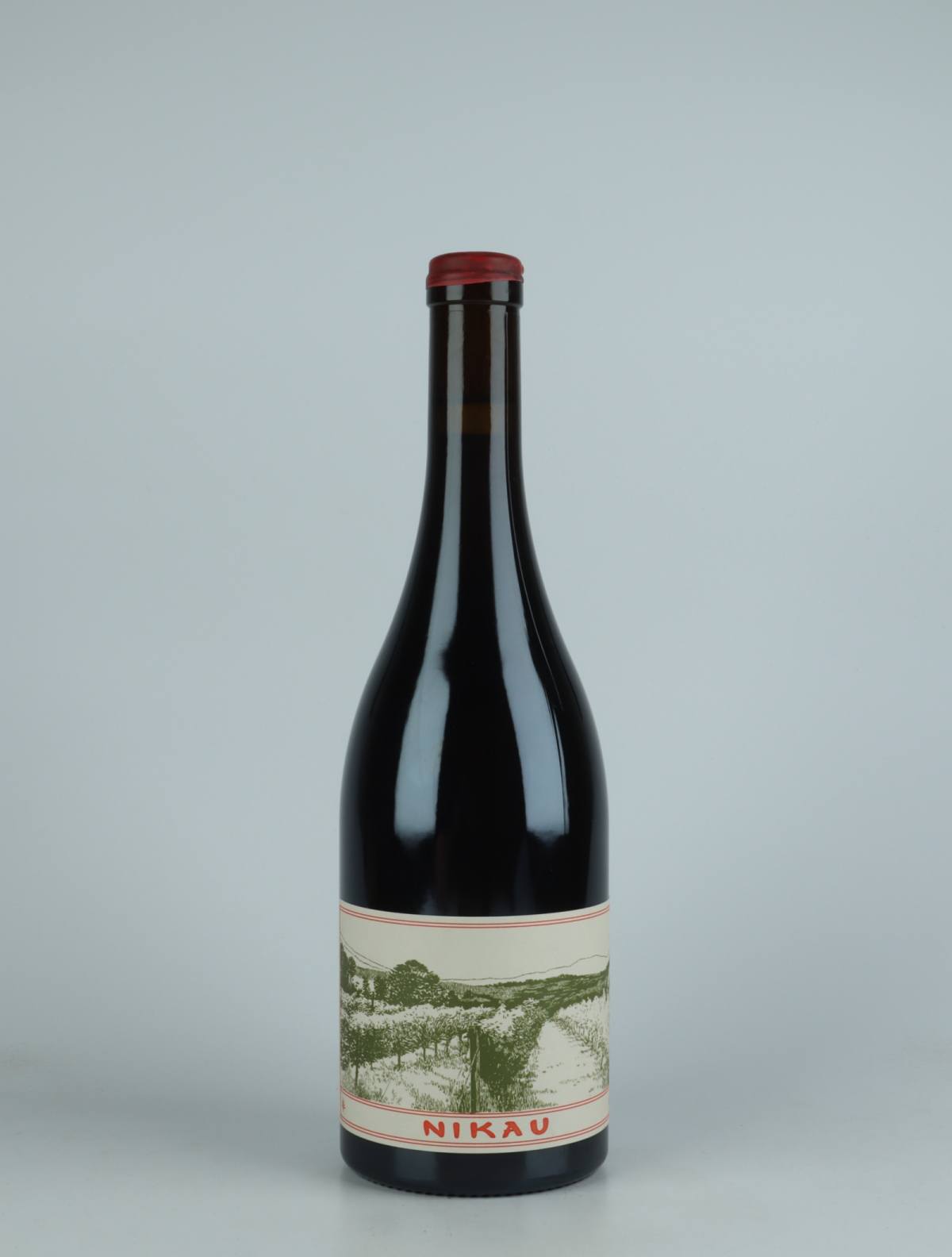 En flaske 2020 Tonimbuk Pinot Noir Rødvin fra Nikau Farm, Victoria i Australien