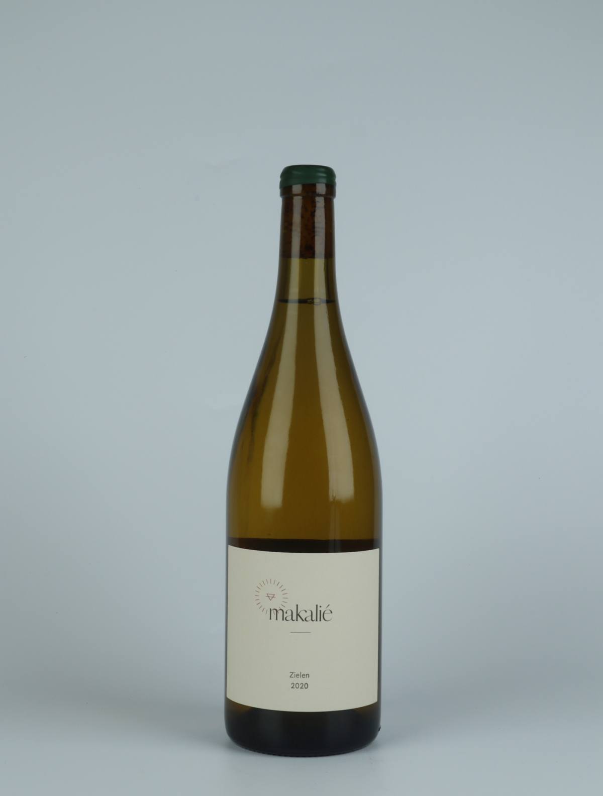 A bottle 2020 Zielen White wine from Makalié, Baden in Germany