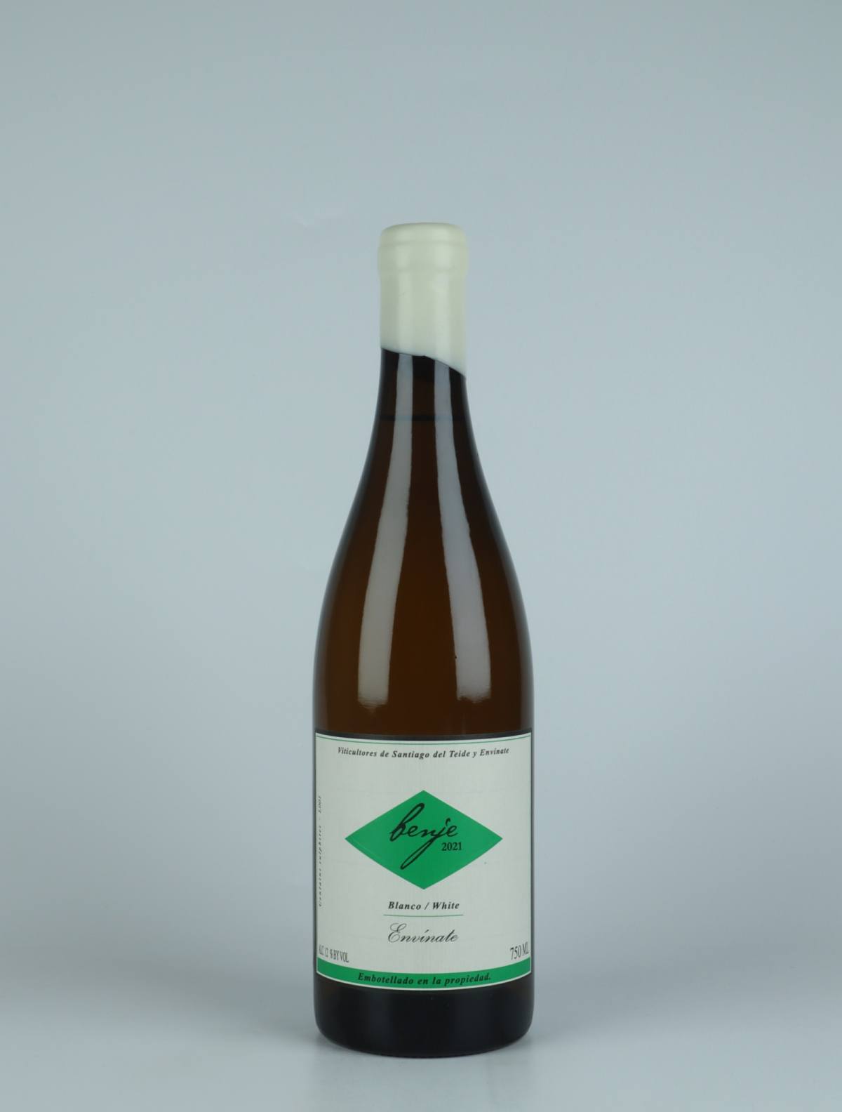 A bottle 2021 Benje Blanco - Tenerife White wine from Envínate,  in Spain