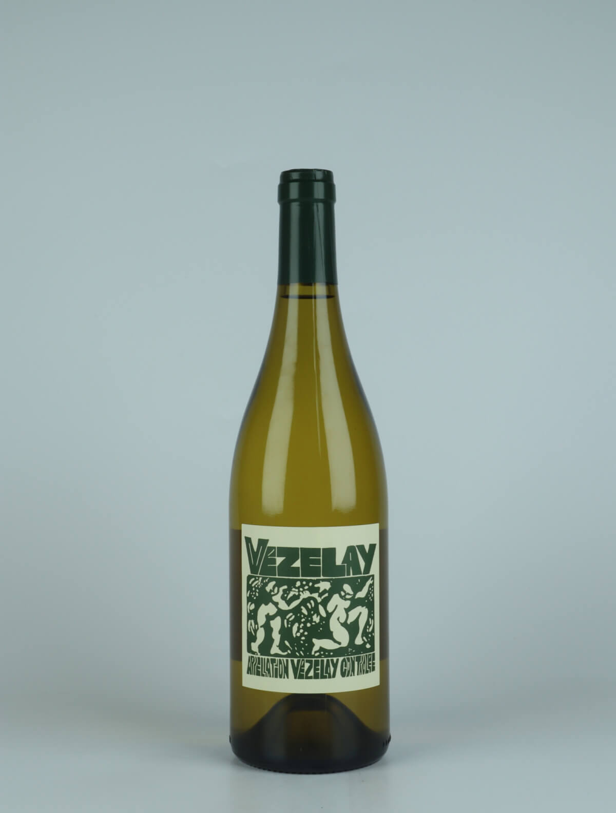 A bottle 2021 Bourgogne Vézelay White wine from La Sœur Cadette, Burgundy in France