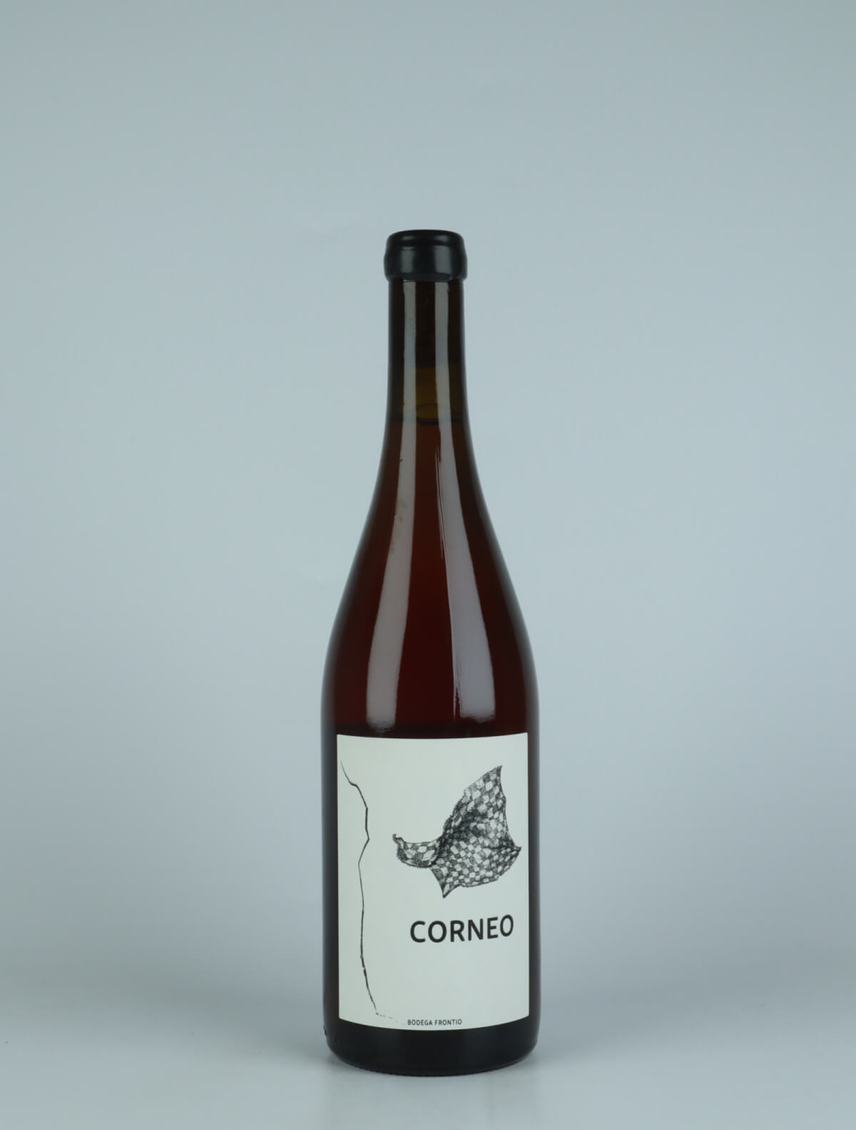 A bottle 2021 Corneo Rosé from Bodega Frontio, Arribes in Spain