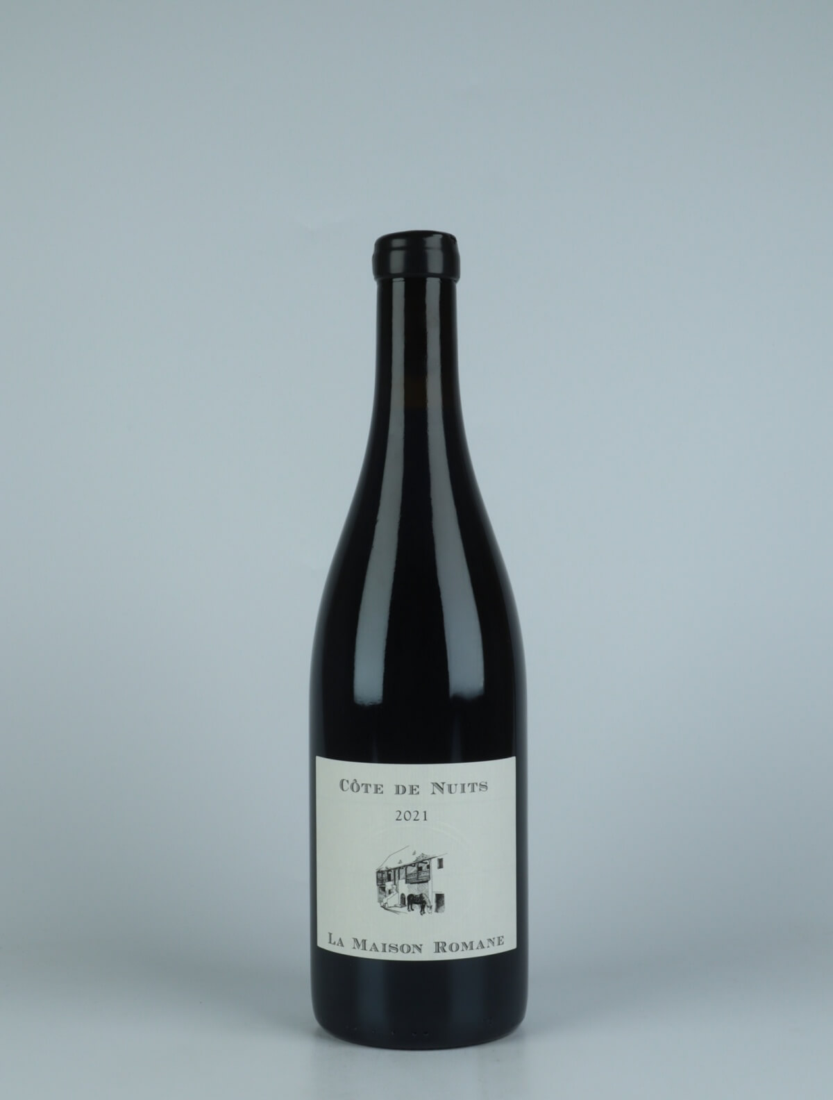 En flaske 2021 Côtes de Nuits Villages Rødvin fra La Maison Romane, Bourgogne i Frankrig