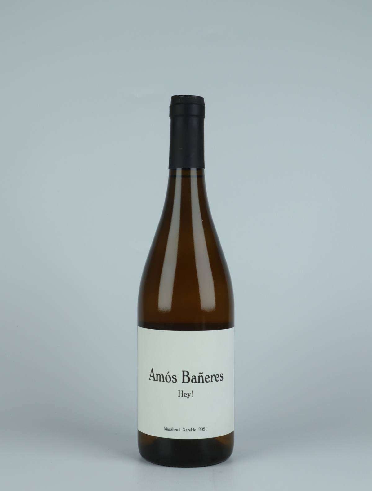 A bottle 2021 Hey! White wine from Amós Bañeres, Penedès in Spain