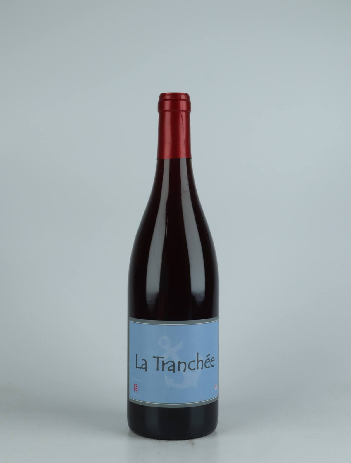 En flaske 2021 La Tranchée Rødvin fra Domaine Yoyo, Rousillon i Frankrig