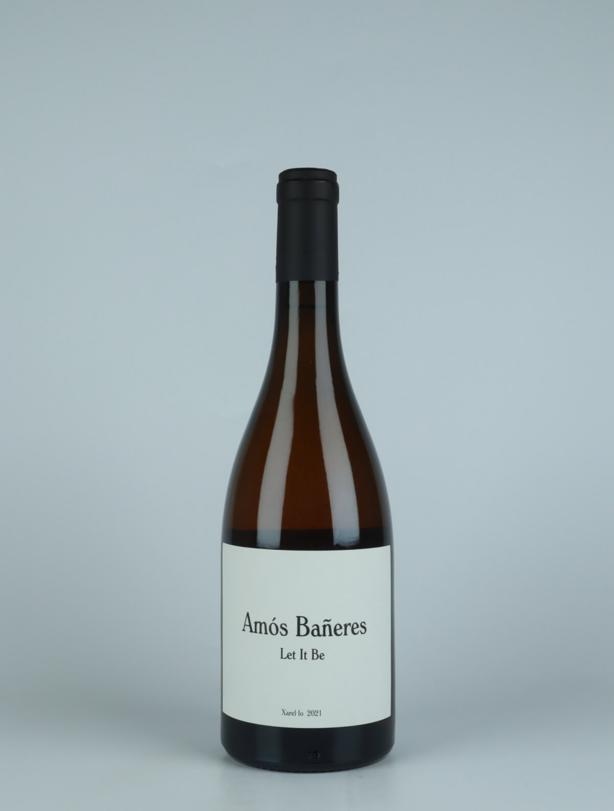 A bottle 2021 Let It Be White wine from Amós Bañeres, Penedès in Spain