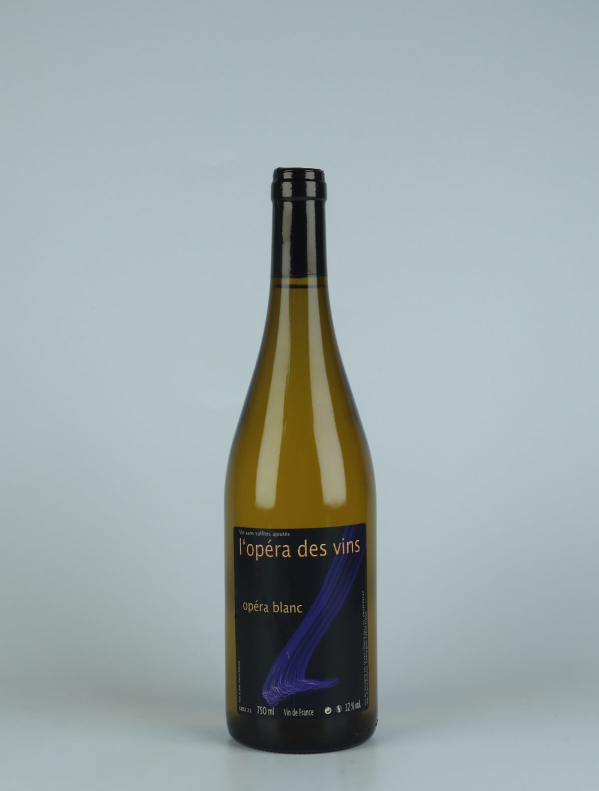 A bottle 2021 Opera Blanc White wine from Jean-Pierre Robinot, Loire in France