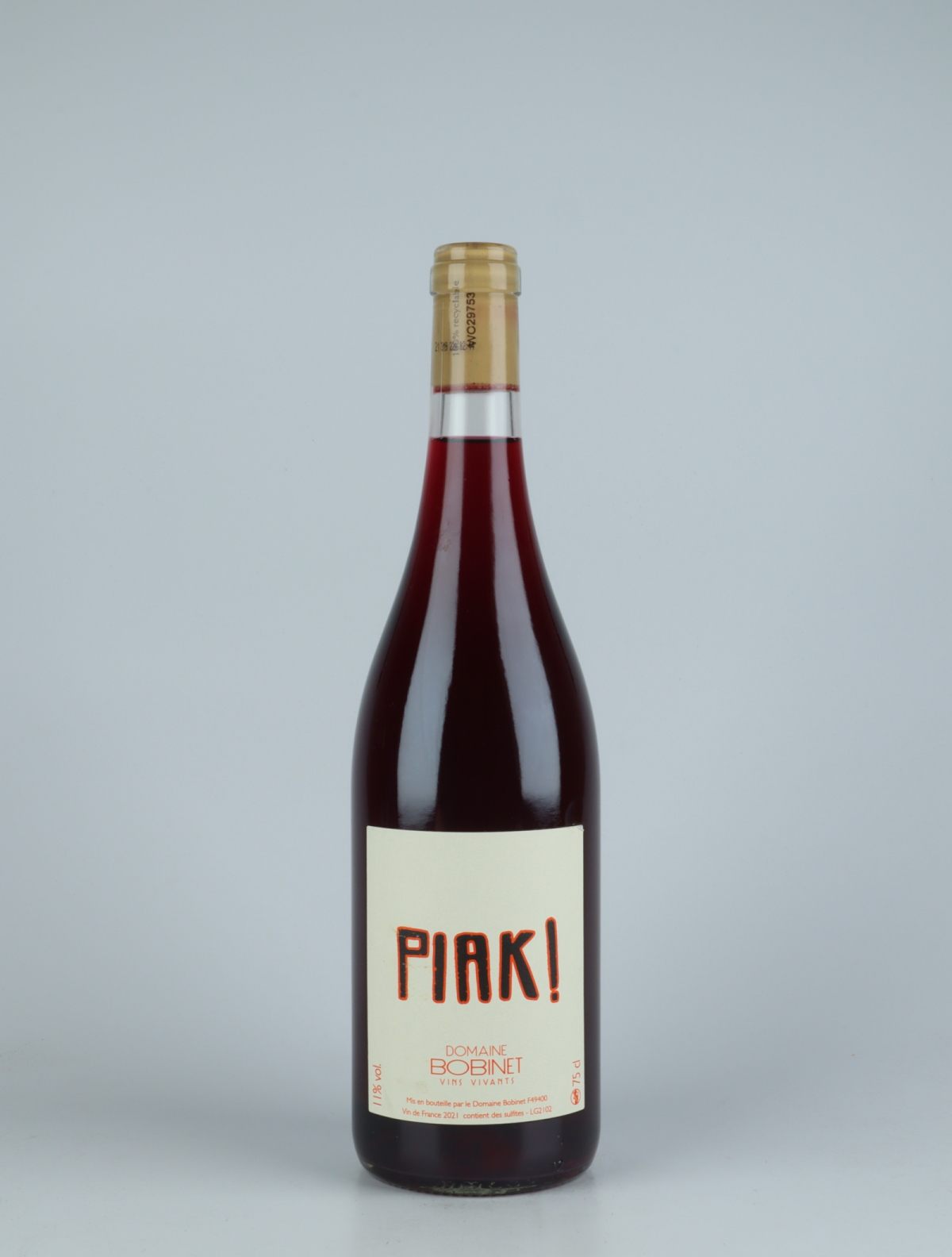 A bottle 2021 PIAK Rouge Red wine from Domaine Bobinet, Loire in France