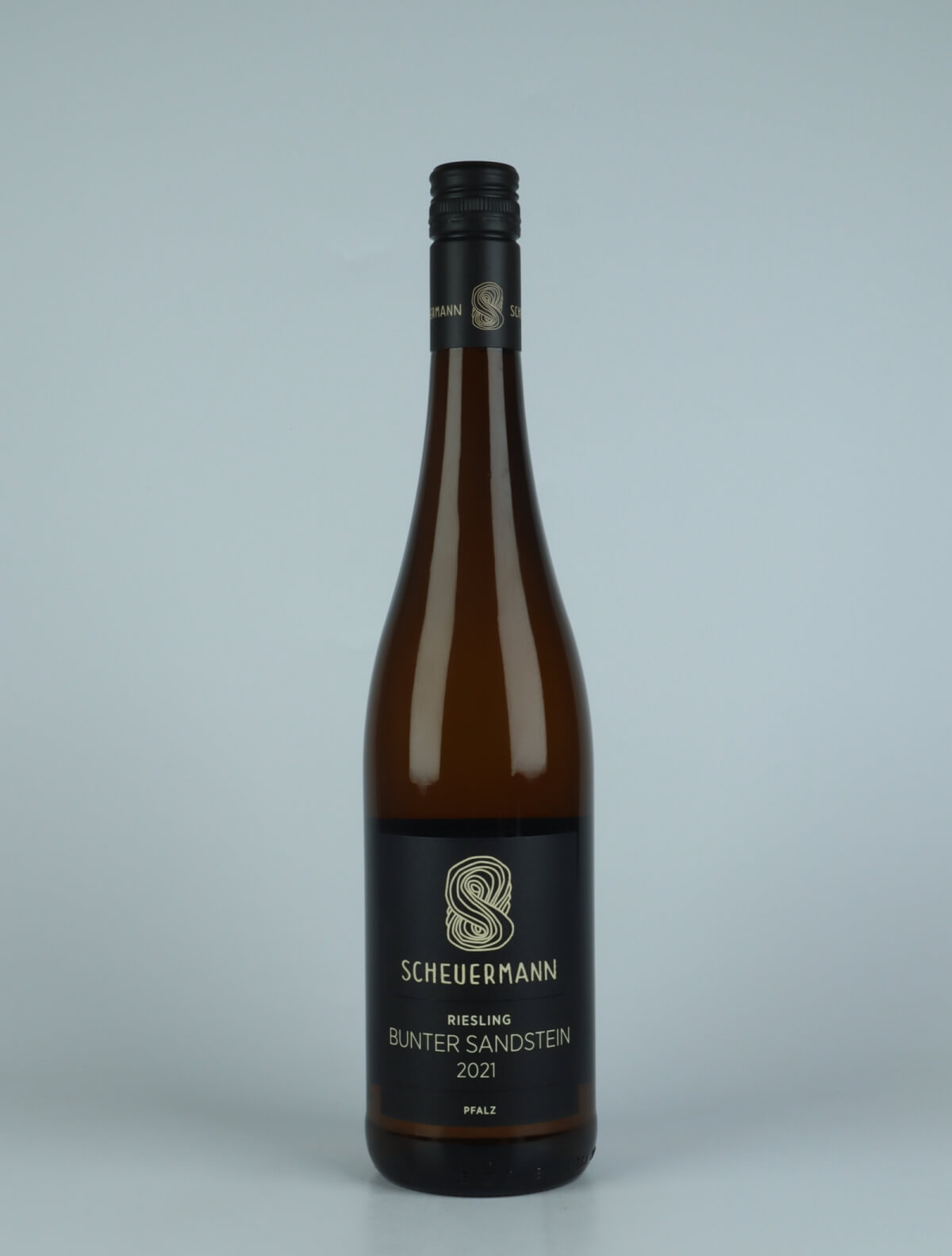 A bottle 2021 Riesling Bunter Sandstein White wine from Weingut Scheuermann, Pfalz in Germany