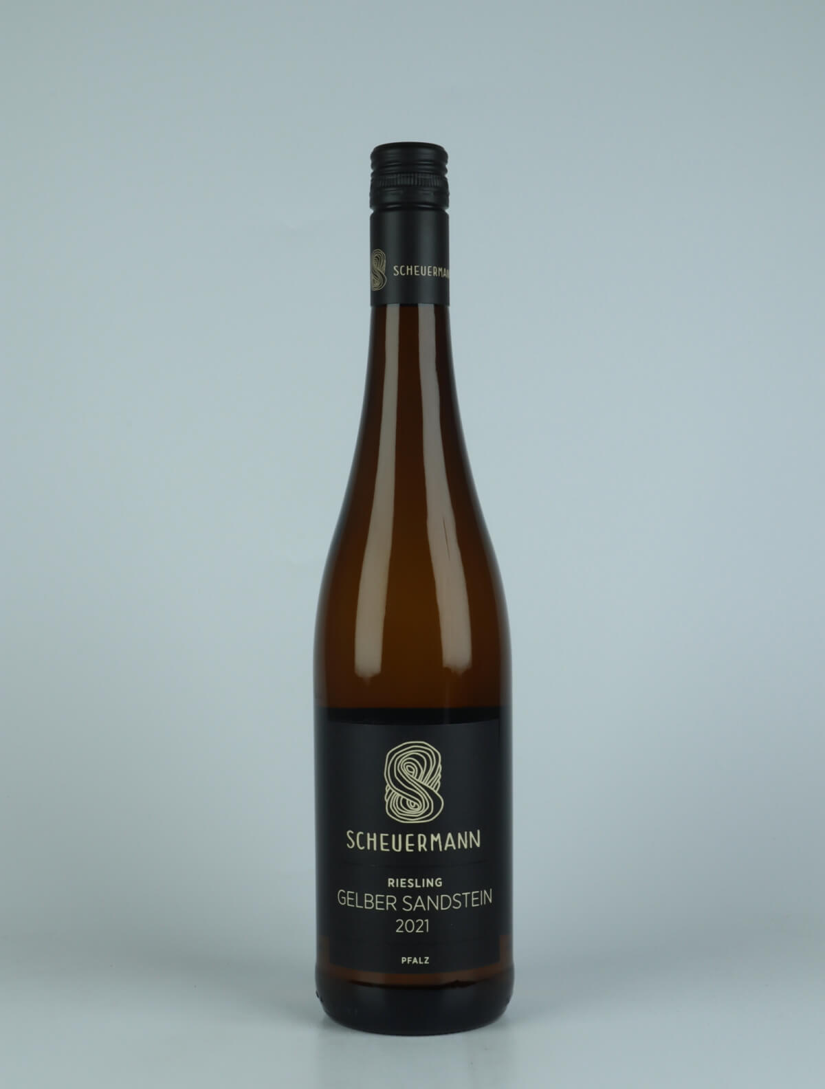 A bottle 2021 Riesling Gelber Sandstein White wine from Weingut Scheuermann, Pfalz in Germany