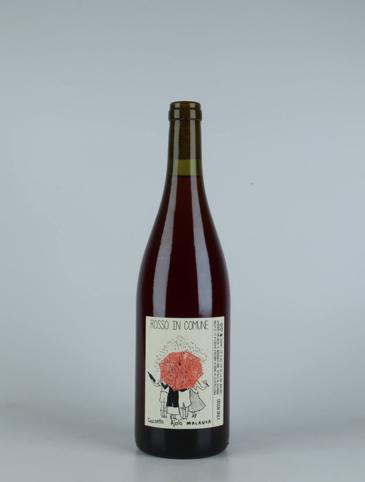 A bottle 2021 Rosso in Commune Red wine from Gazzetta, Lazio in Italy