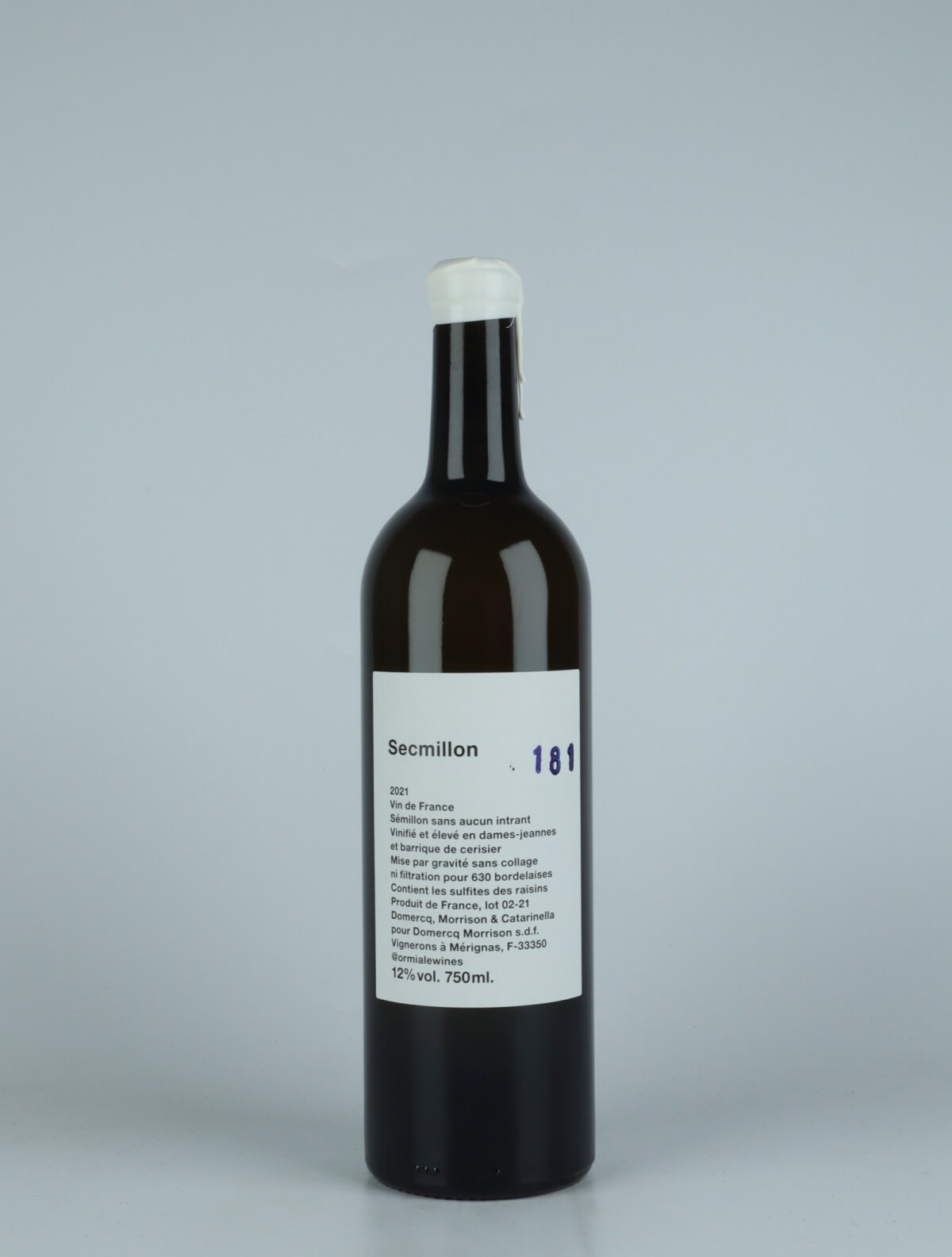A bottle 2021 Secmillon White wine from Ormiale, Bordeaux in France