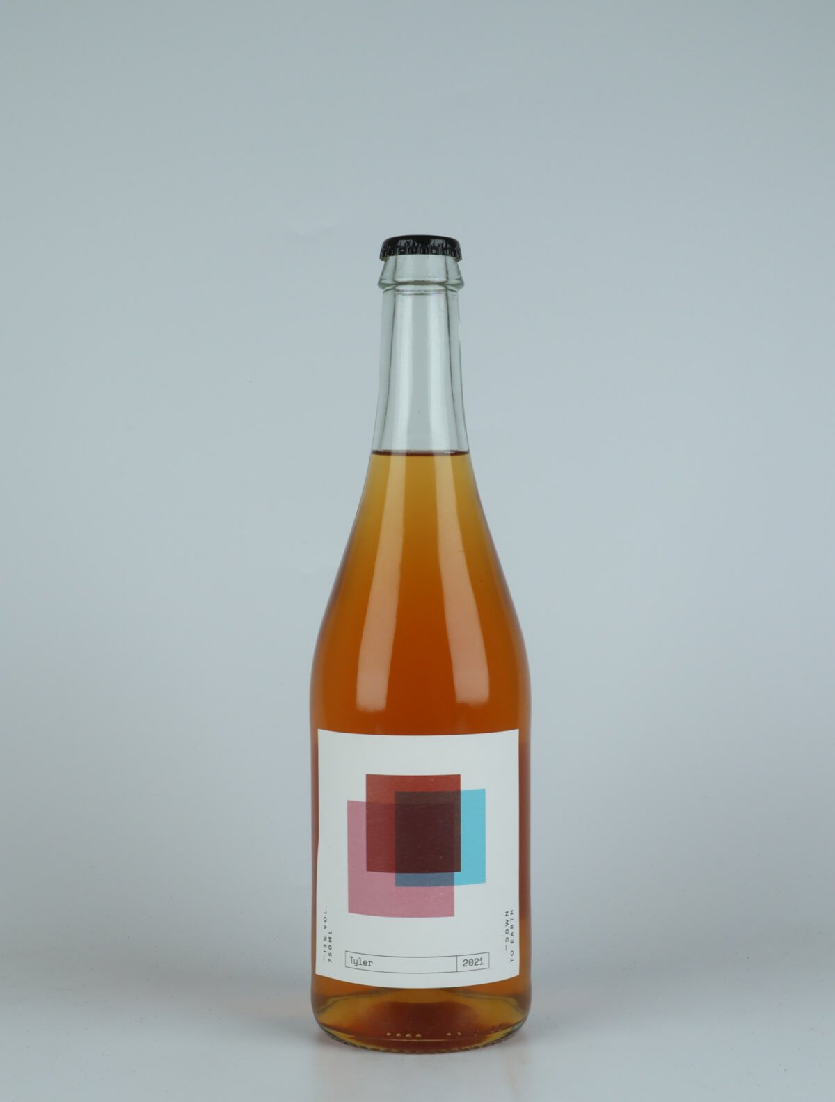 En flaske 2021 Tyler Orange vin fra do.t.e Vini, Toscana i Italien