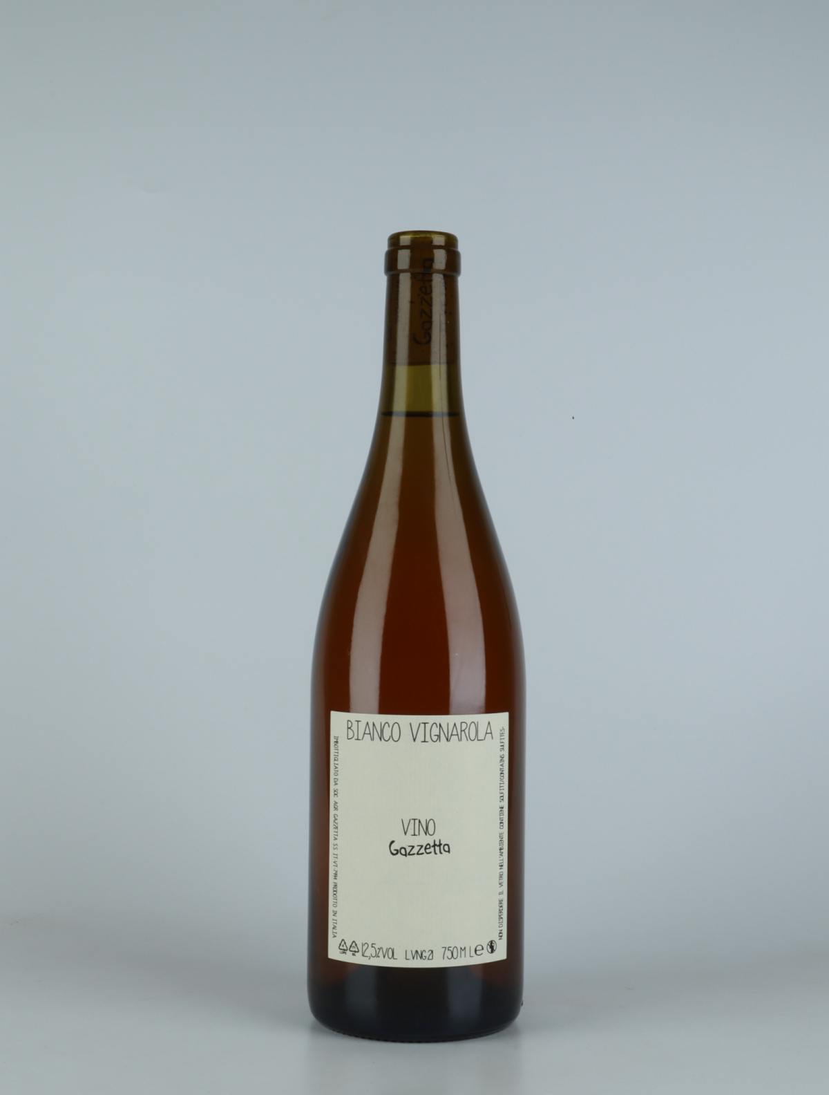 A bottle 2021 Vino Bianco Vignarola Orange wine from Gazzetta, Lazio in Italy