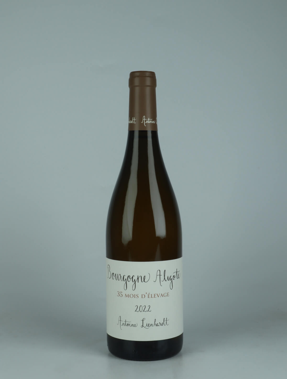 A bottle 2022 Bourgogne Aligoté - 35 mois élevage White wine from Antoine Lienhardt, Burgundy in France