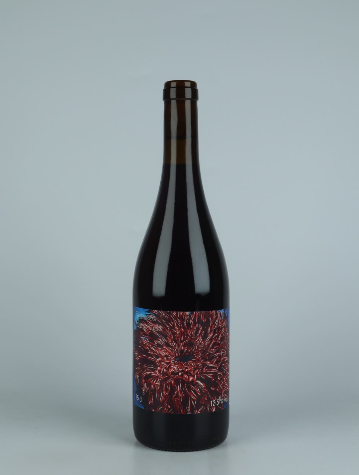 A bottle 2022 Caresse Burgonde - Pinot Noir Red wine from Les Vins du Fab, Neuchâtel in Switzerland