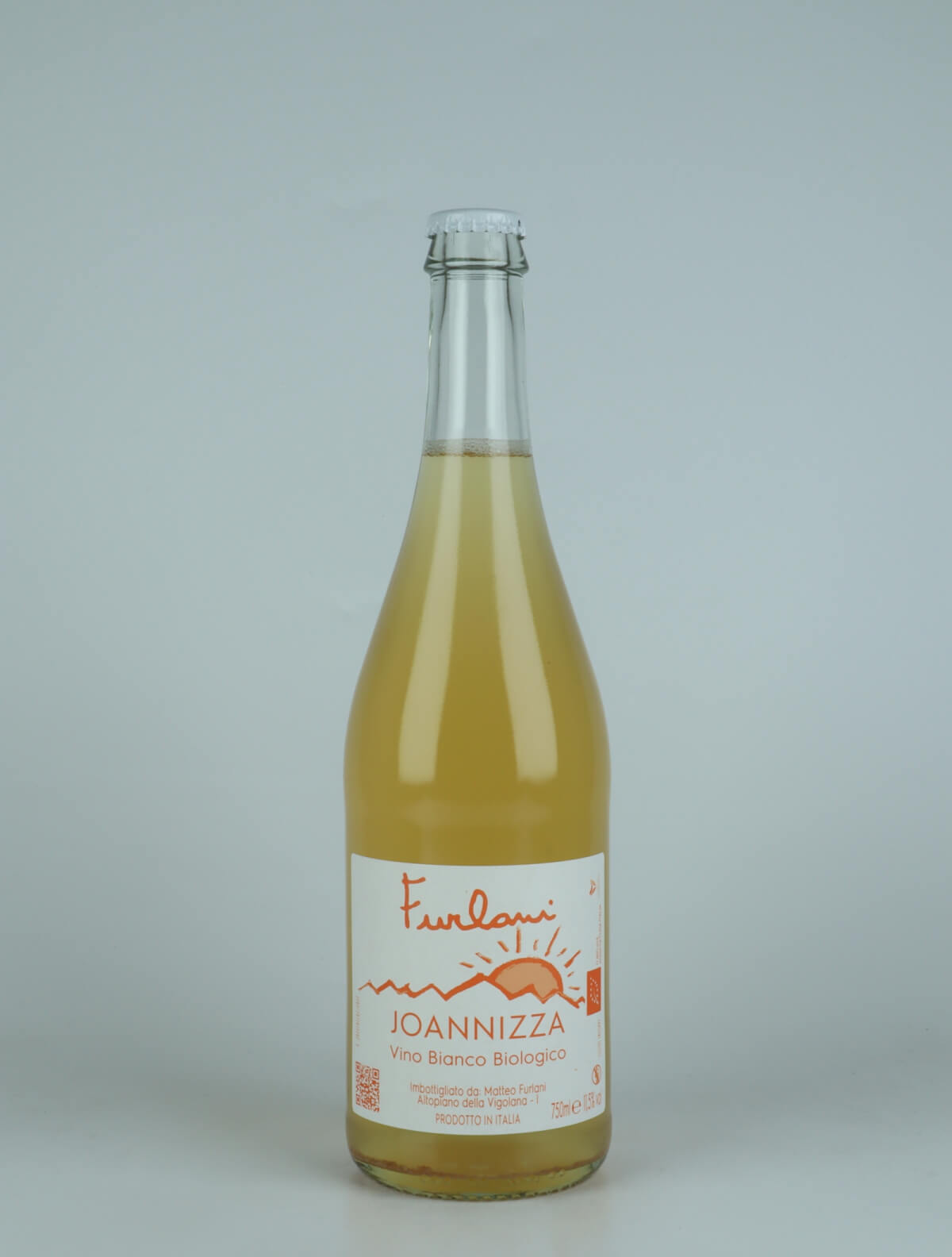 A bottle 2022 Joannizza Sparkling from Cantina Furlani, Alto Adige in Italy