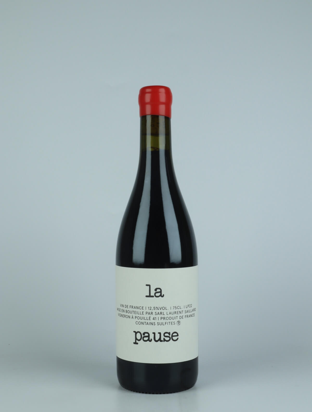 A bottle 2022 La Pause Red wine from Laurent Saillard, Loire in France