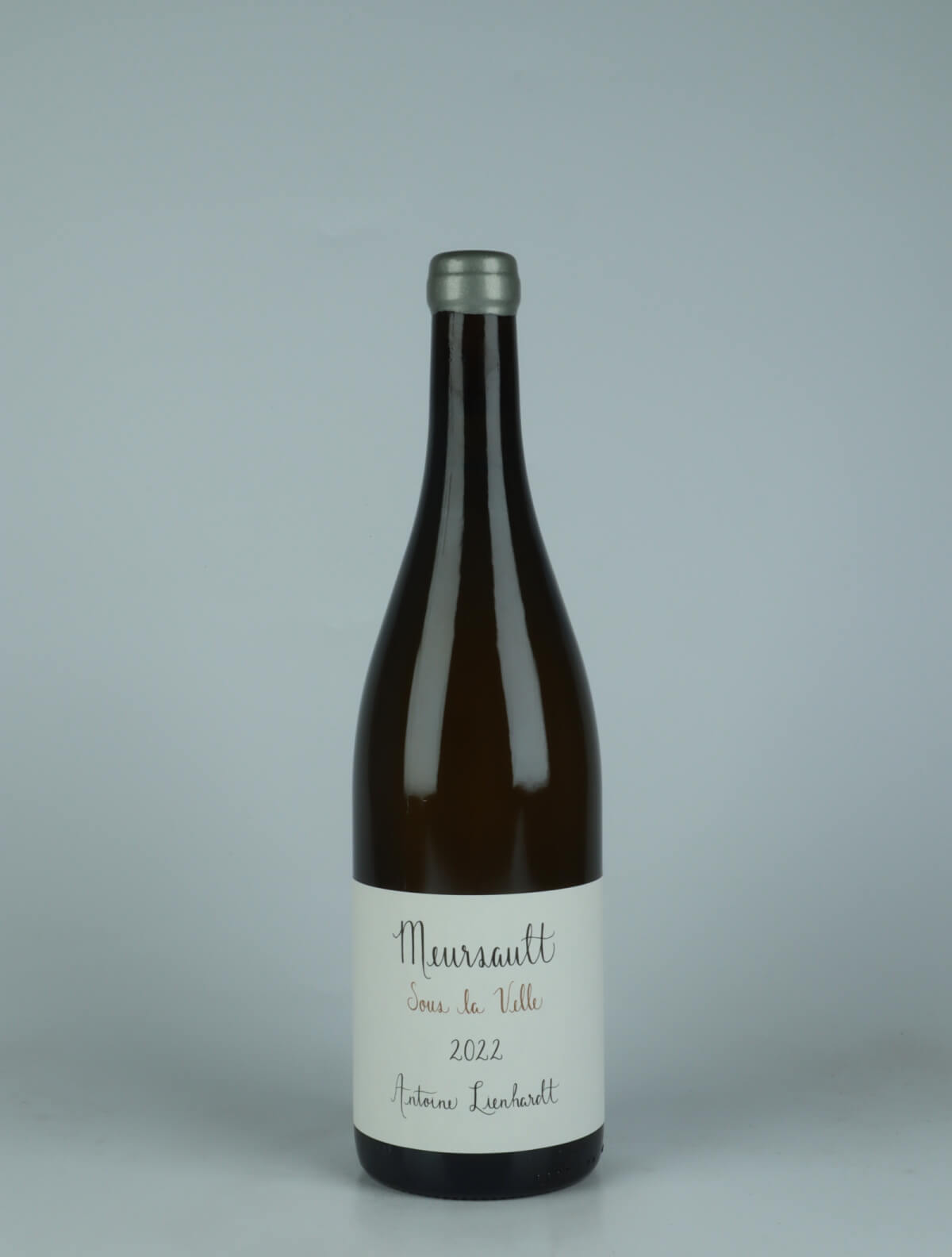 En flaske 2022 Meursault - Sous la Velle Hvidvin fra Antoine Lienhardt, Bourgogne i Frankrig