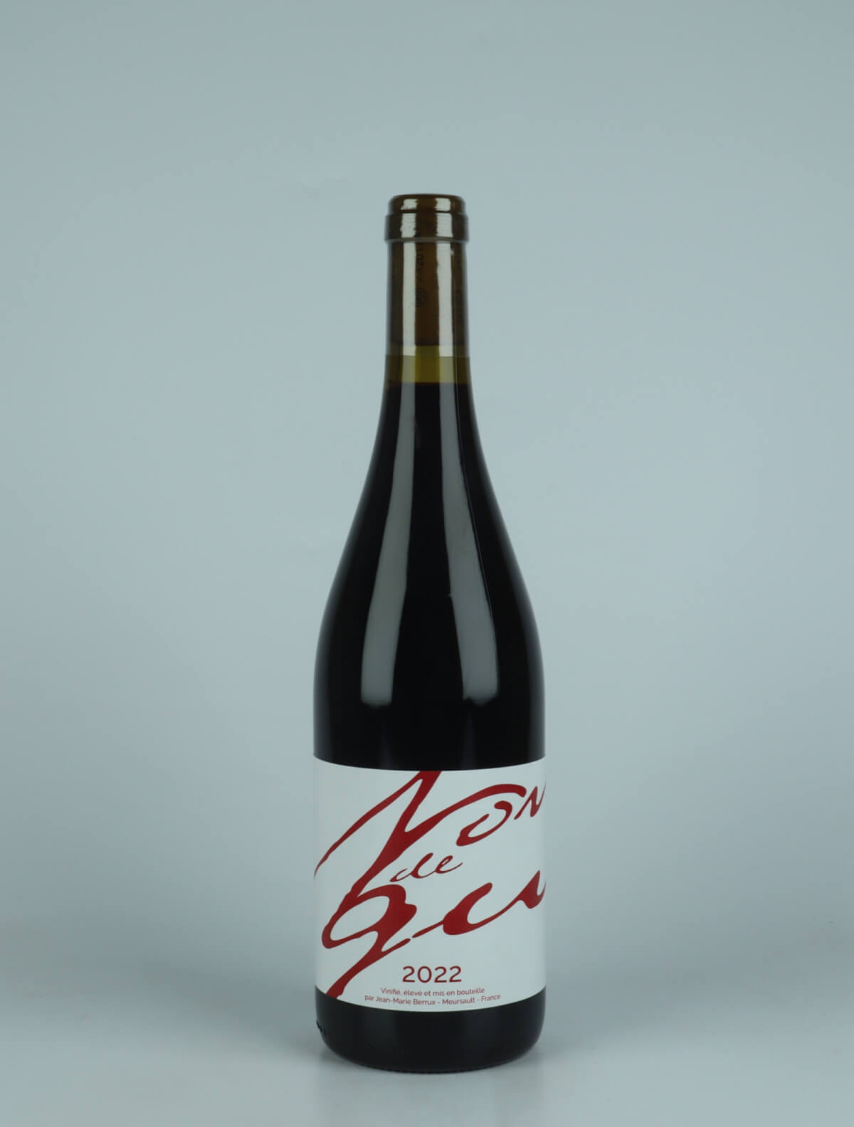 En flaske 2022 Nondegu Rødvin fra Jean-Marie Berrux, Bourgogne i Frankrig