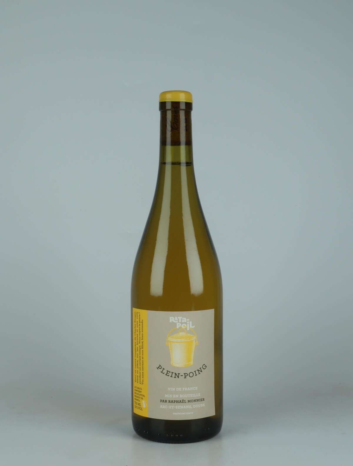 A bottle 2022 Plein-Poing - Savagnin White wine from Domaine Ratapoil, Jura in France