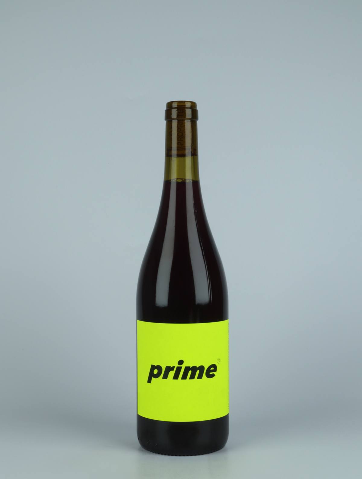 En flaske 2022 Prime Rødvin fra Les Frères Soulier, Rhône i Frankrig