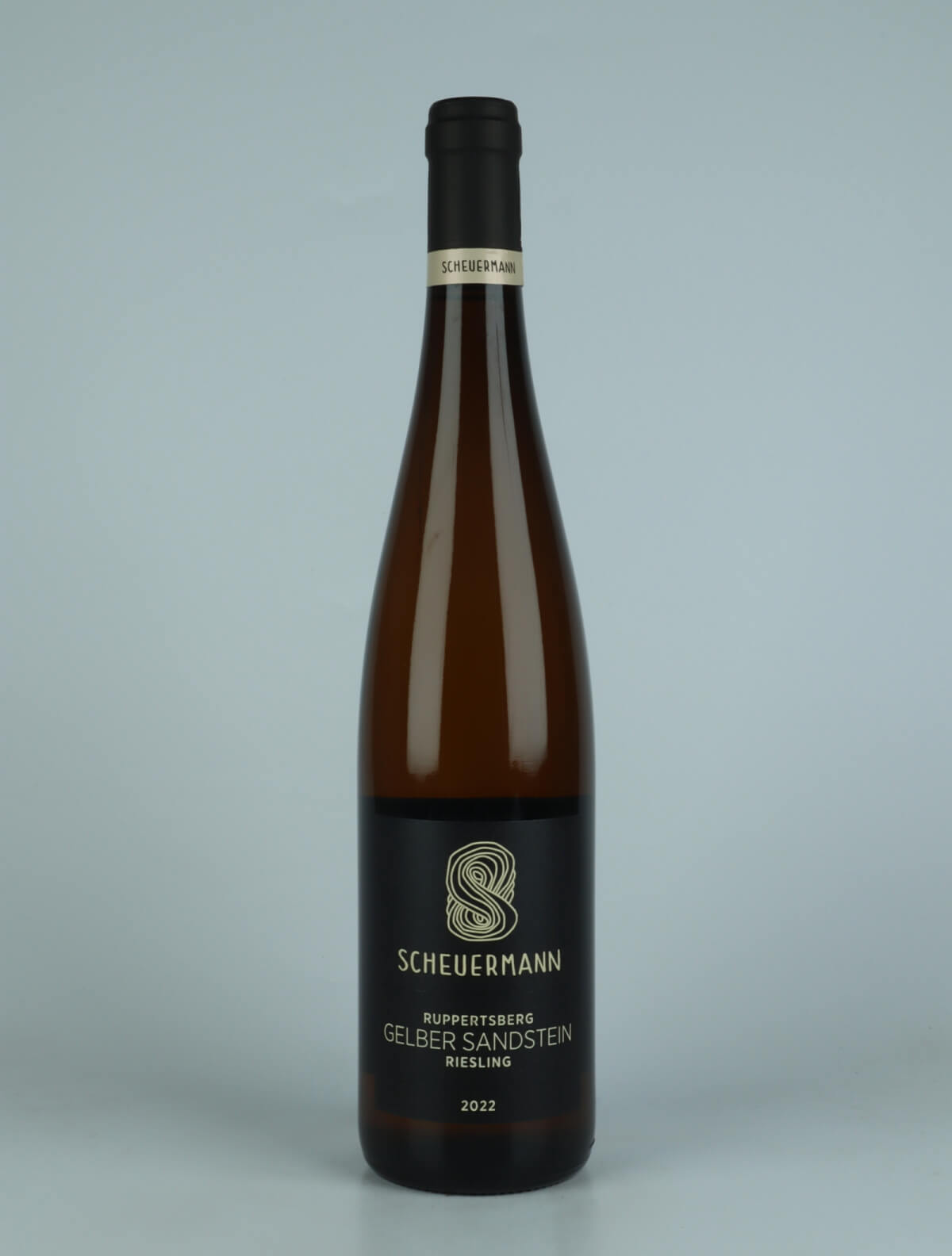 A bottle 2022 Riesling Gelber Sandstein White wine from Weingut Scheuermann, Pfalz in Germany