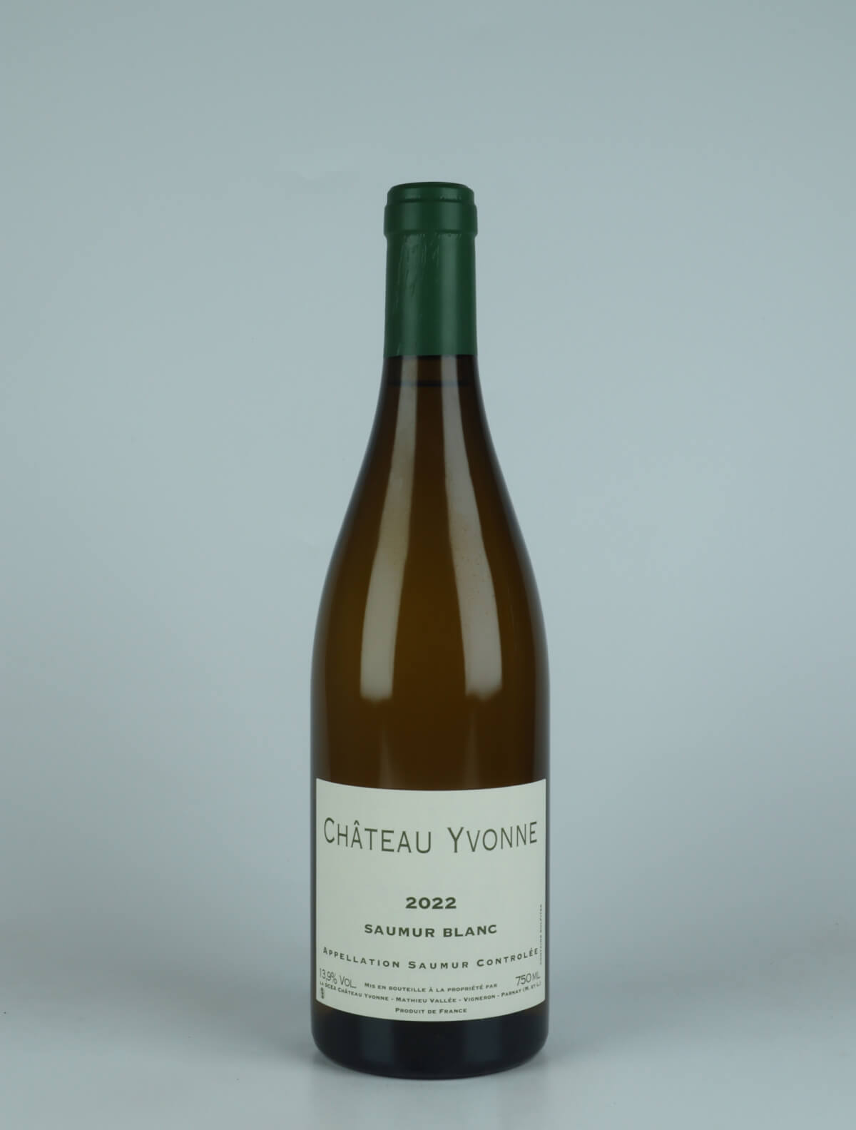 En flaske 2022 Saumur Blanc Hvidvin fra Château Yvonne, Loire i Frankrig