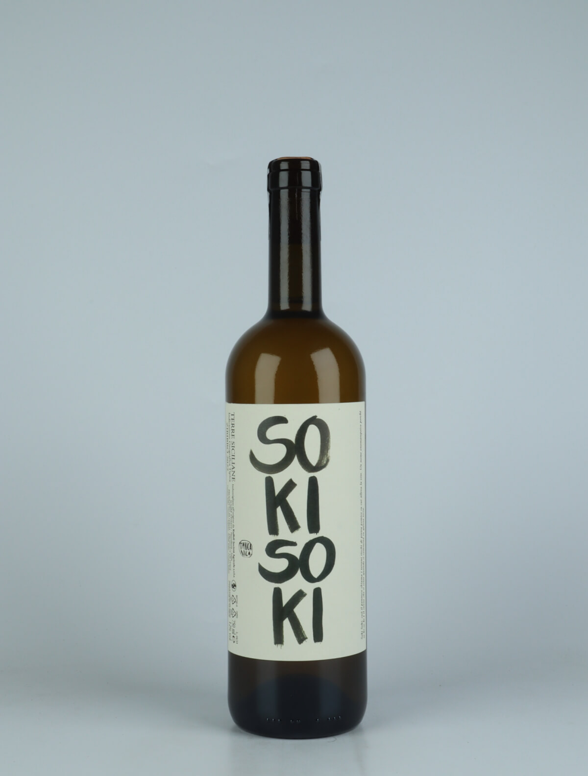 En flaske 2022 Soki Soki Orange vin fra Tanca Nica, Sicilien i Italien