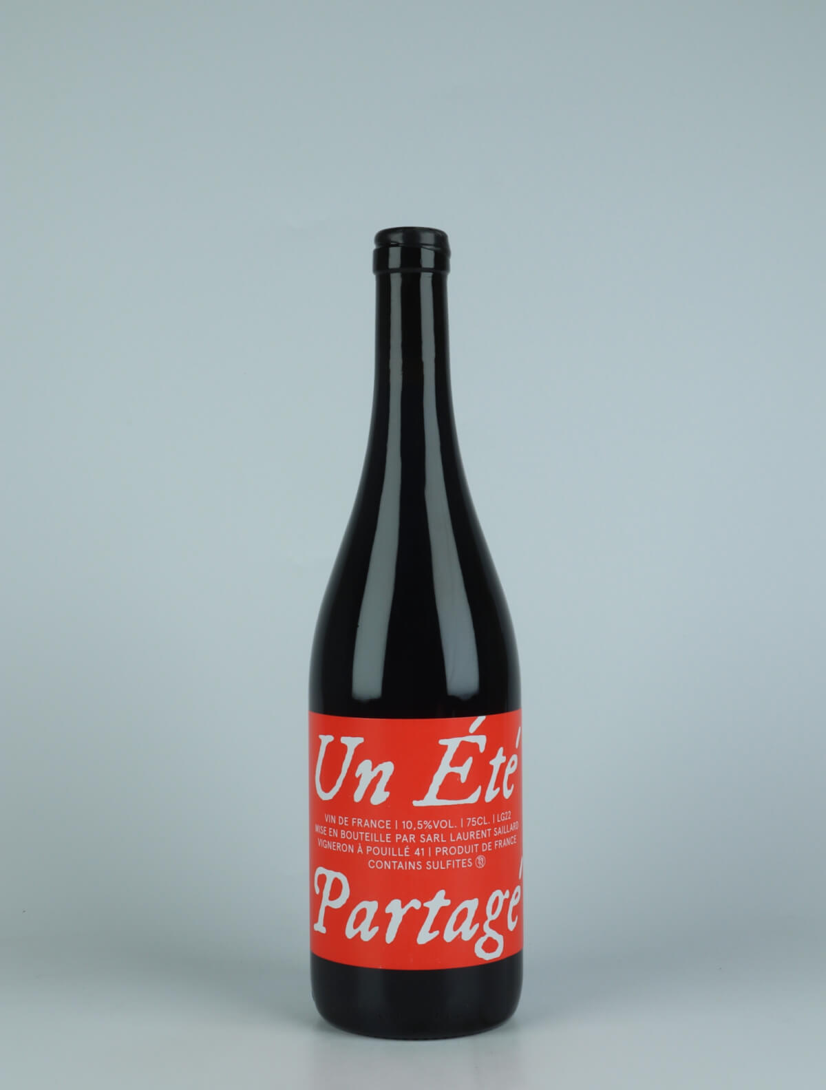 En flaske 2022 Un Été Partagé Rødvin fra Laurent Saillard, Loire i Frankrig