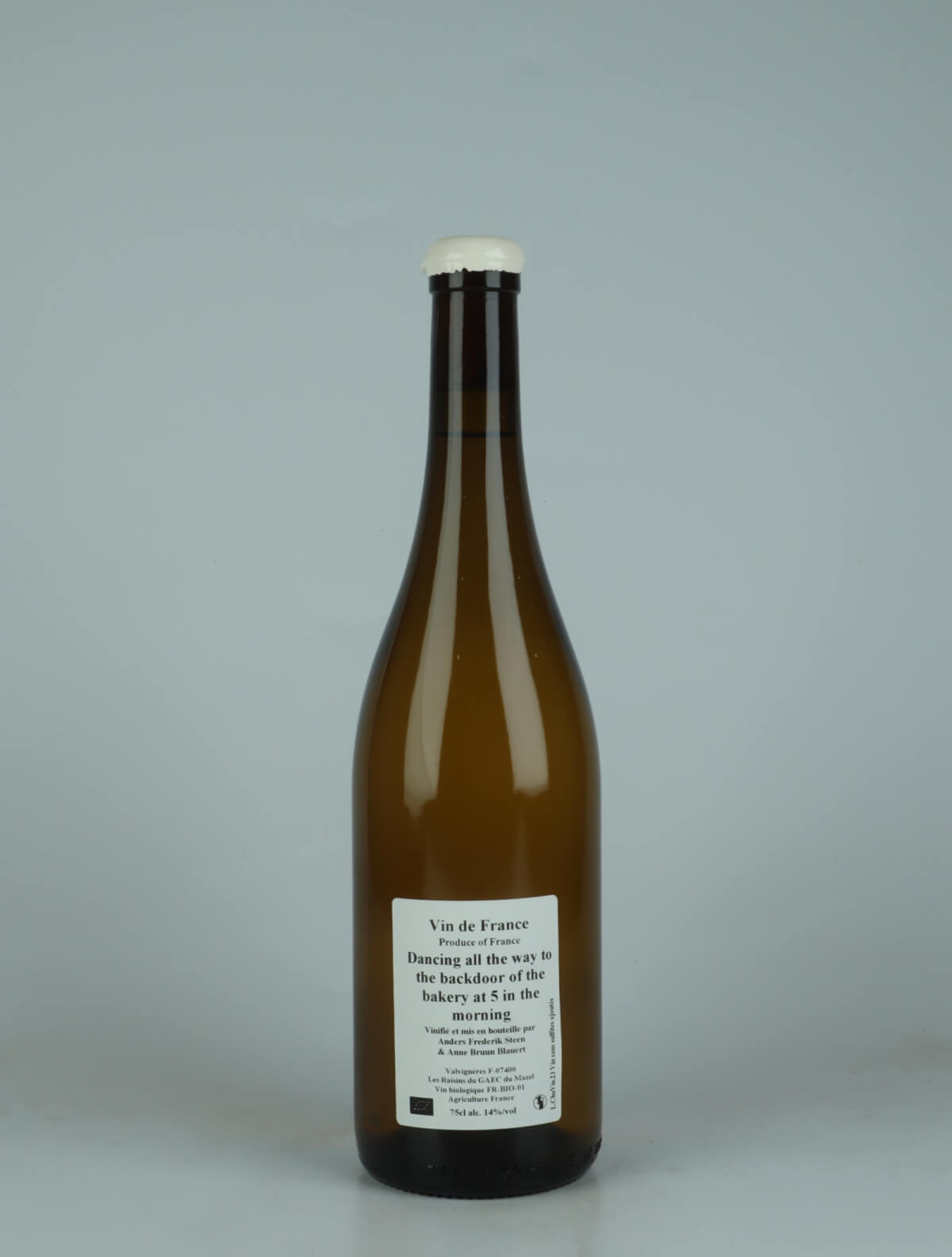 A bottle 2023 Dancing all the way... White wine from Anders Frederik Steen & Anne Bruun Blauert, Ardèche in France