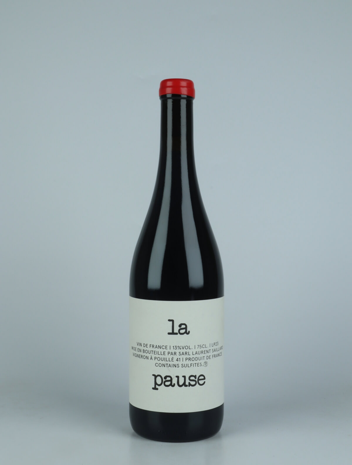En flaske 2023 La Pause Rødvin fra Laurent Saillard, Loire i Frankrig