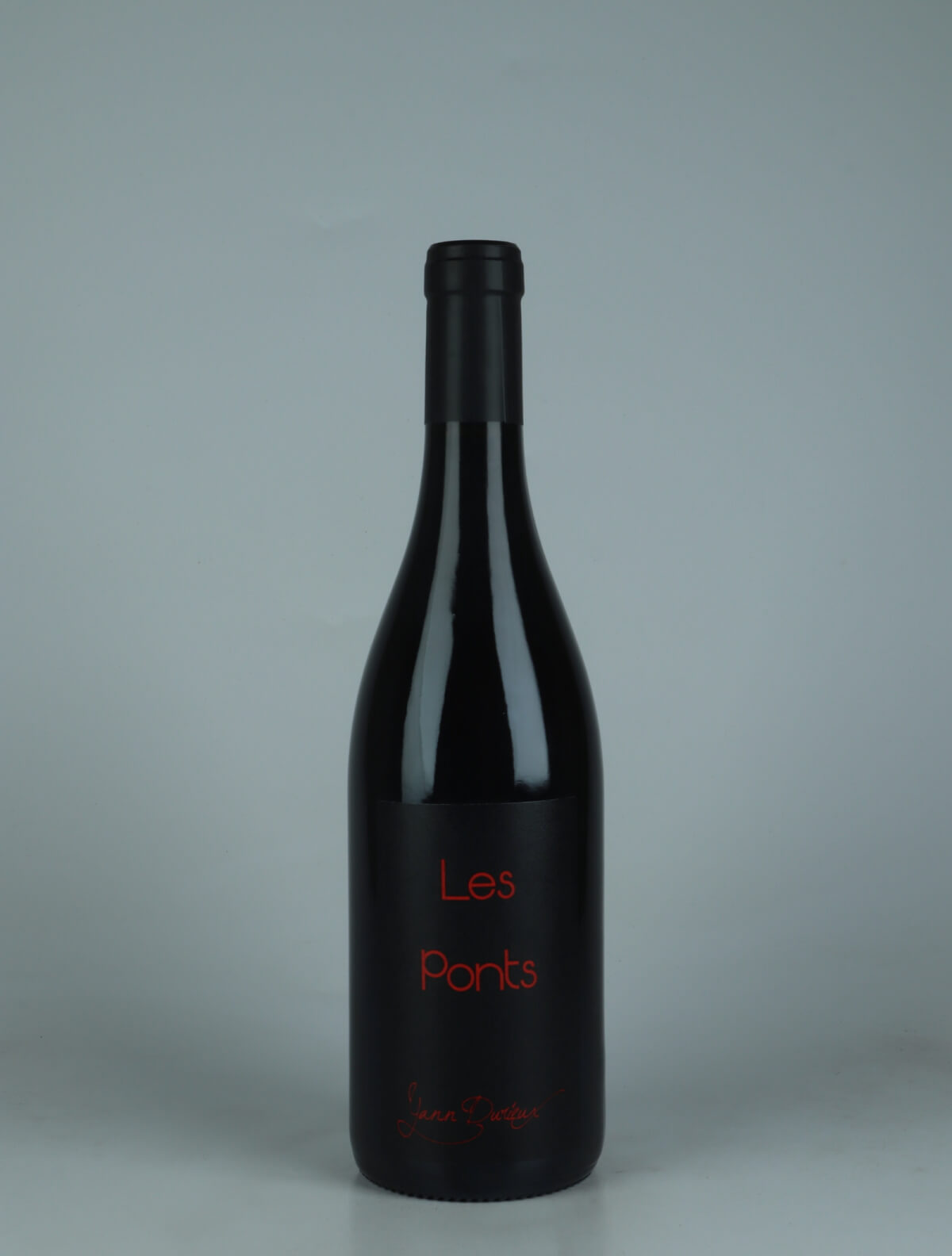 A bottle 2023 Les Ponts Red wine from Yann Durieux, Burgundy in France