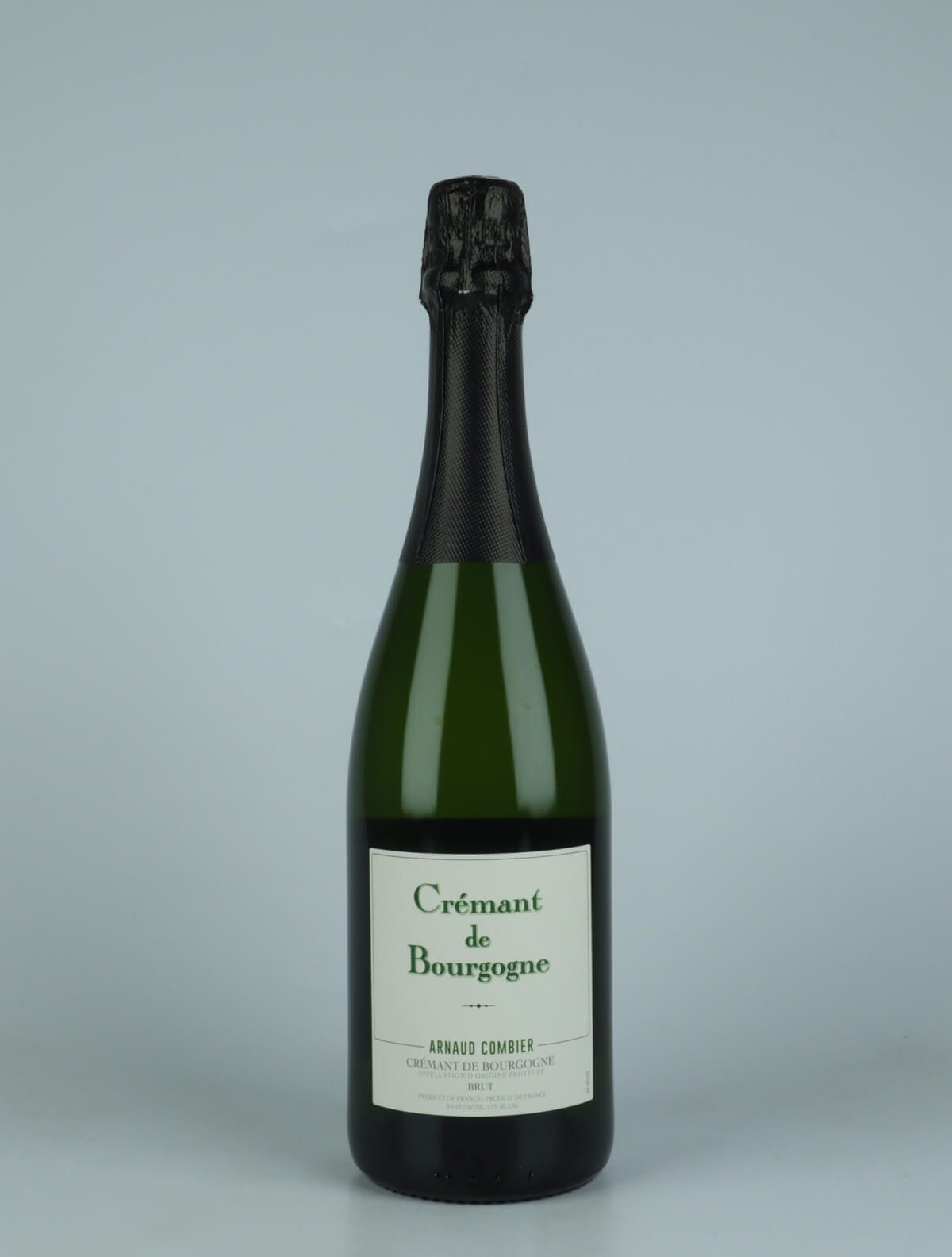 A bottle N.V. Crémant de Bourgogne Sparkling from Arnaud Combier, Burgundy in France