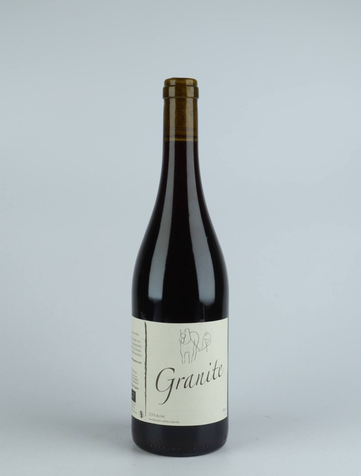 En flaske 2019 Granite Rødvin fra Michel Guignier, Beaujolais i Frankrig
