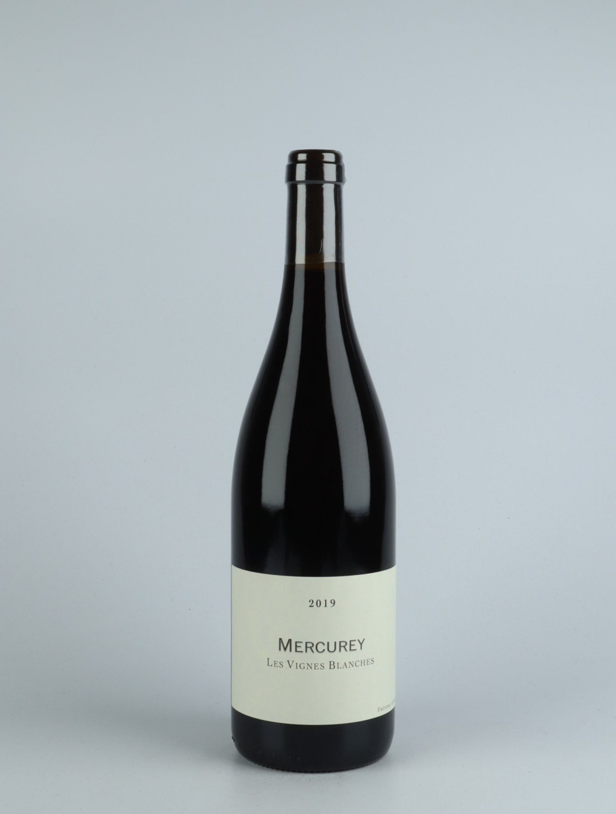 En flaske 2019 Mercurey - Les Vignes Blanches - Qvevris Rødvin fra Frédéric Cossard, Bourgogne i Frankrig