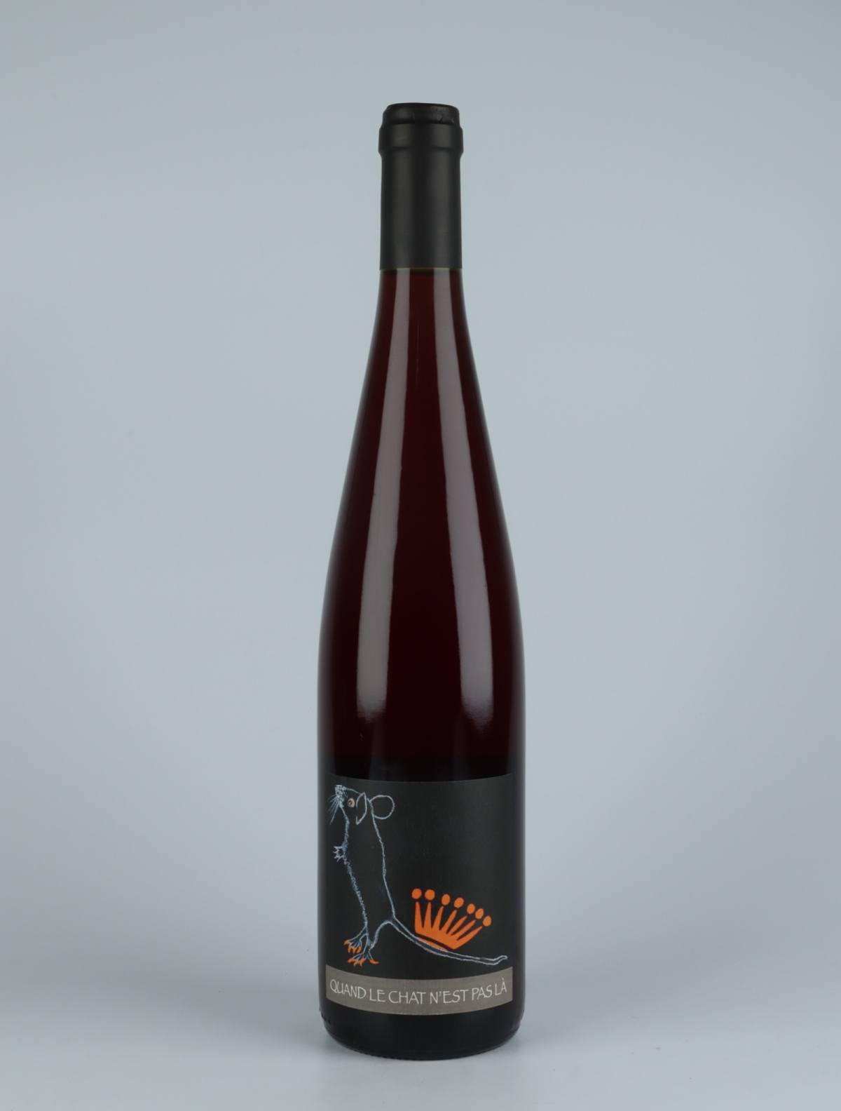En flaske 2020 Quand le Chat n'est pas la Orange vin fra Domaine Rietsch, Alsace i Frankrig