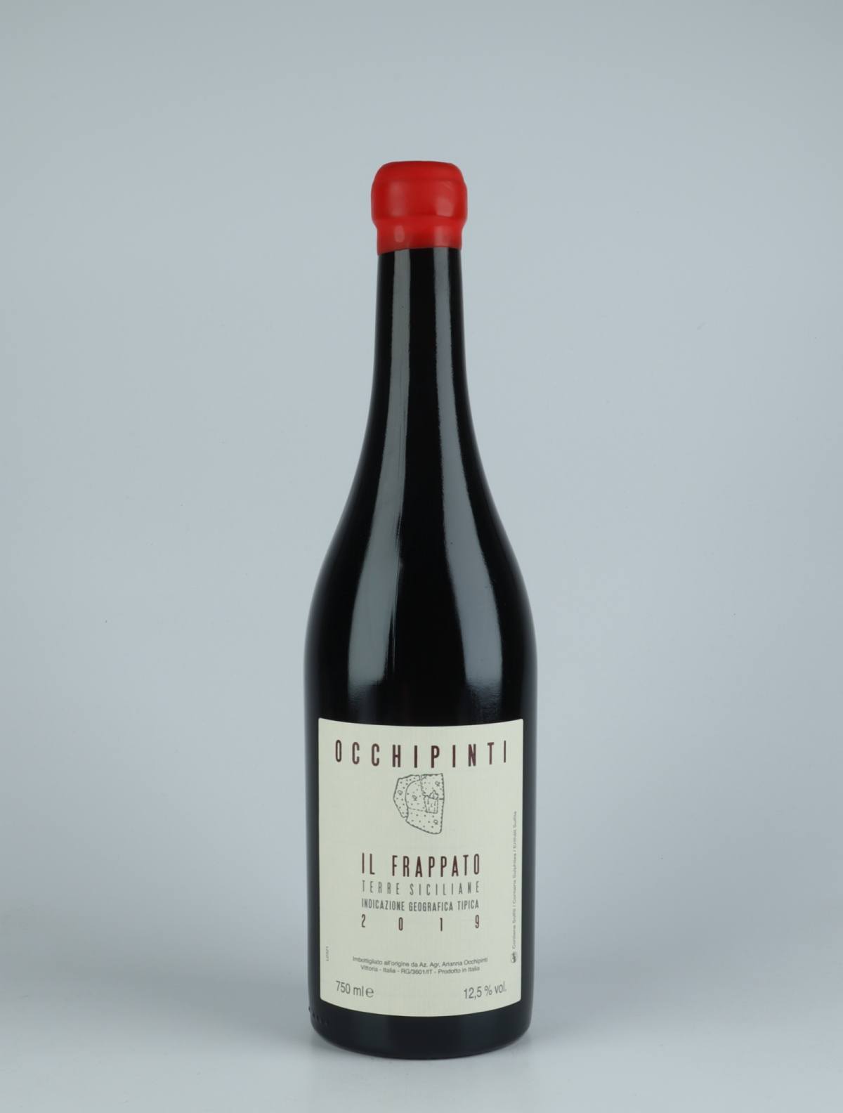 A bottle 2019 Frappato Rødvin from Arianna Occhipinti, Sicilien in Italien